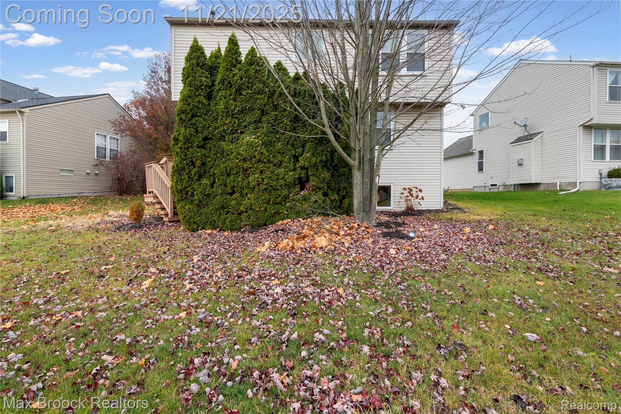 9894 High Meadow Drive