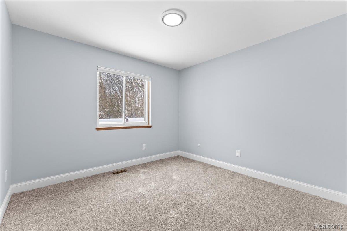870 Alpine Drive