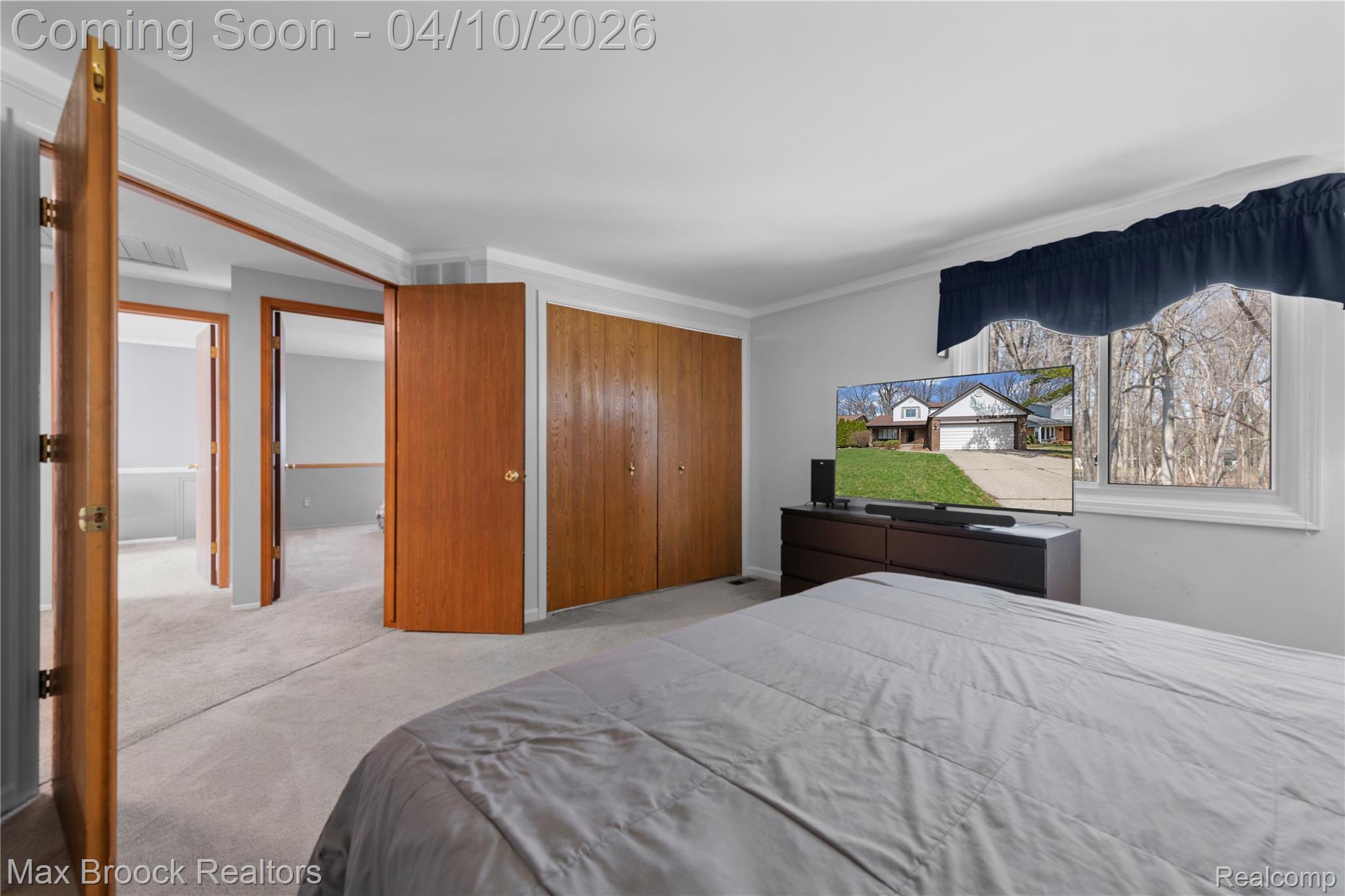 17883 Foxpointe Drive