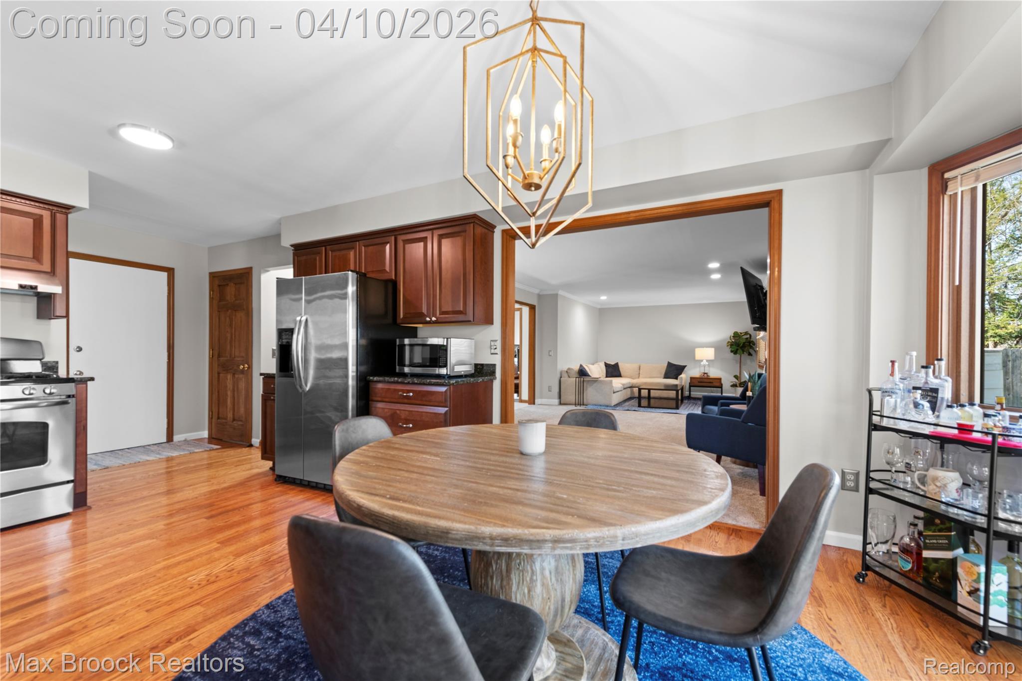 17883 Foxpointe Drive