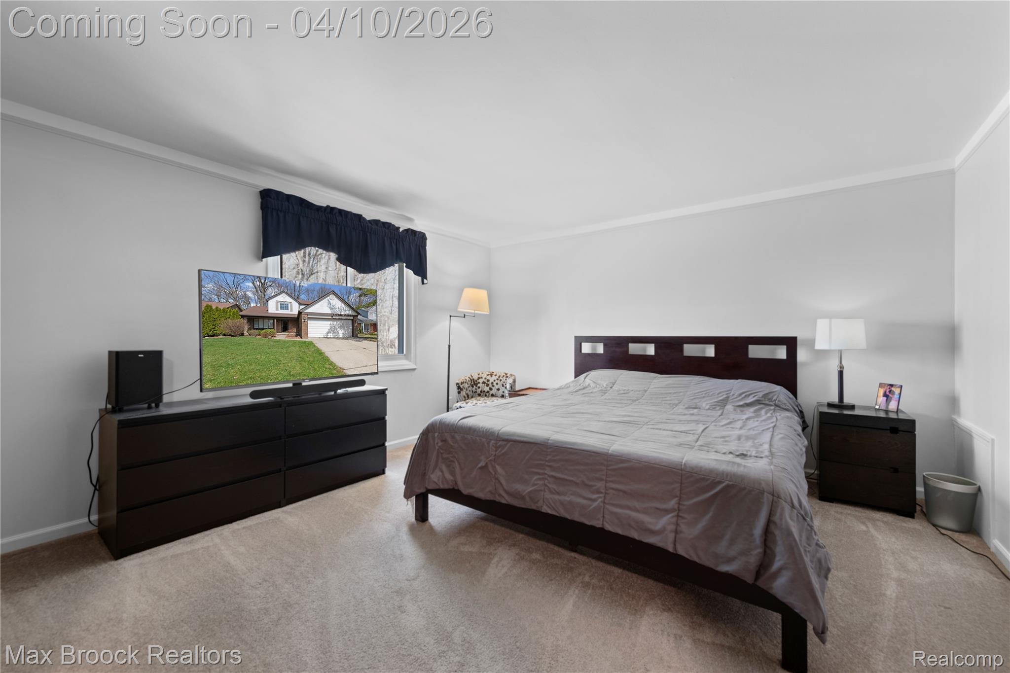 17883 Foxpointe Drive