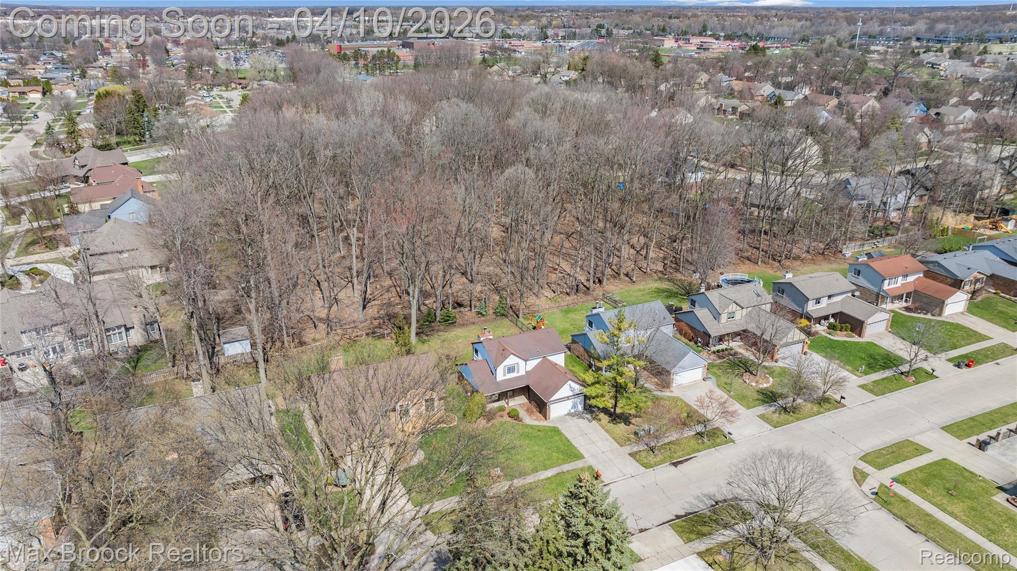 17883 Foxpointe Drive