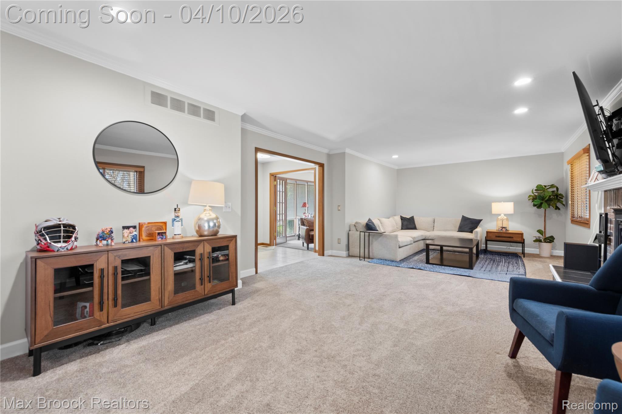 17883 Foxpointe Drive