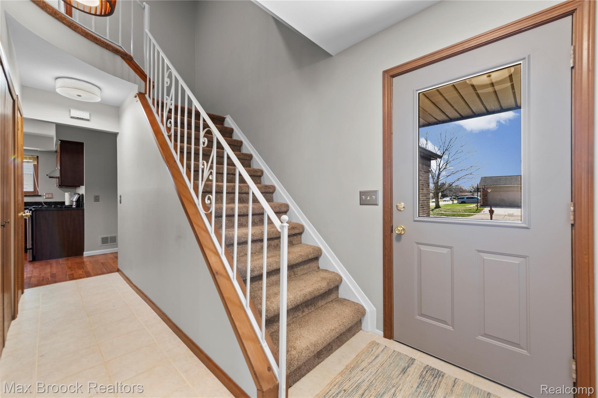 17883 Foxpointe Drive