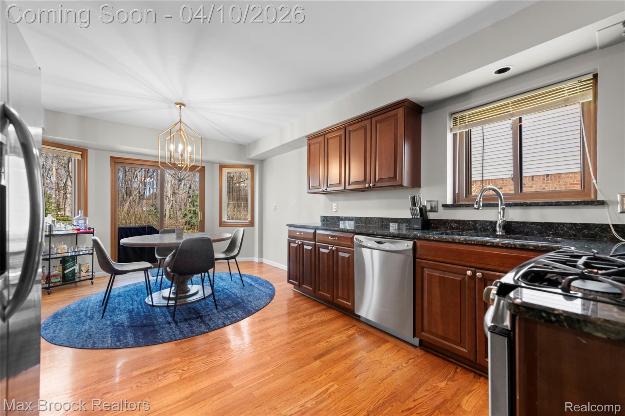 17883 Foxpointe Drive