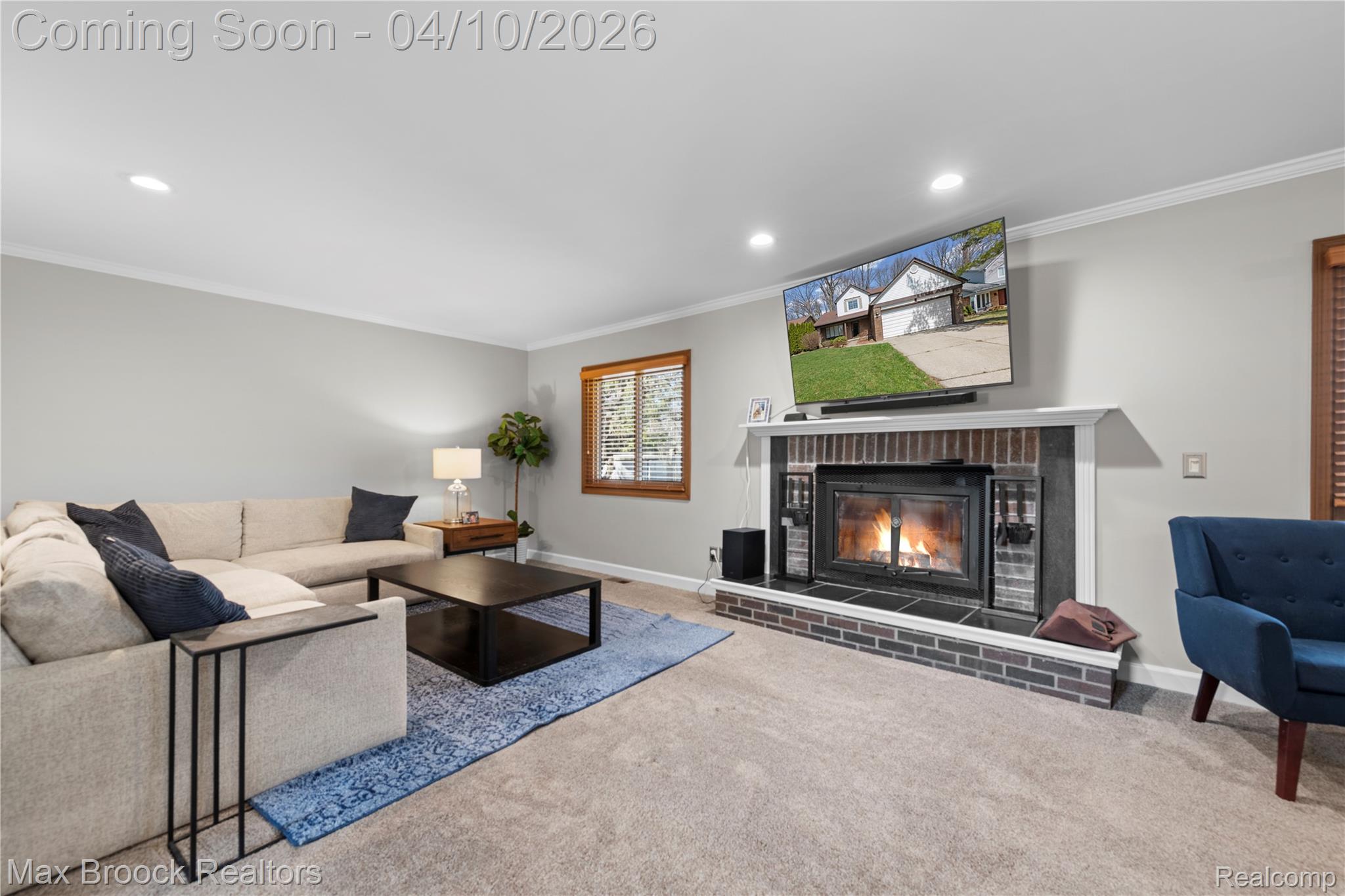 17883 Foxpointe Drive