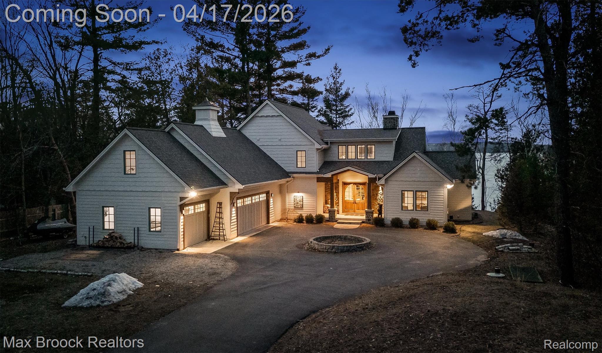 1432 S East Torch Lake Drive