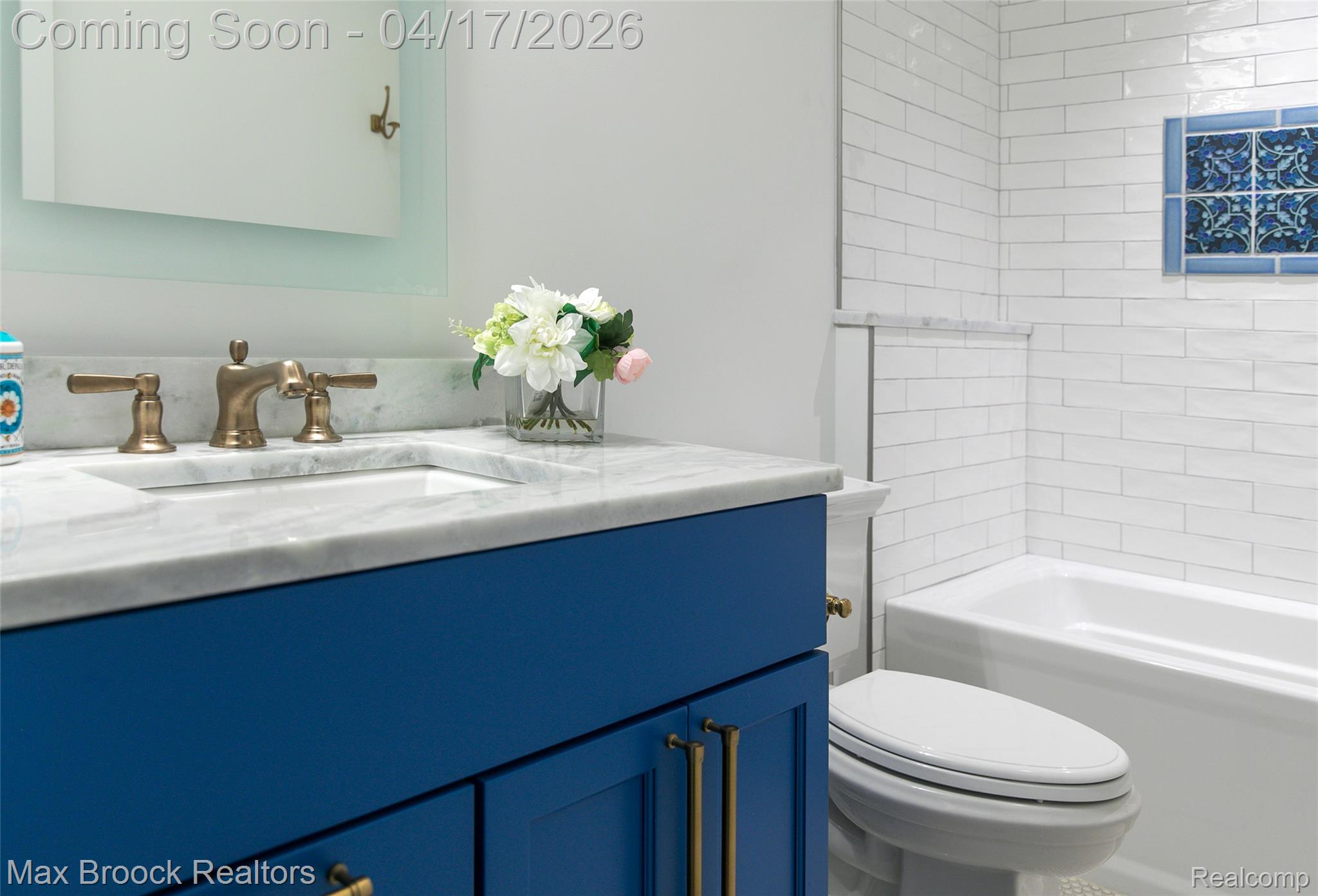 1432 S East Torch Lake Drive