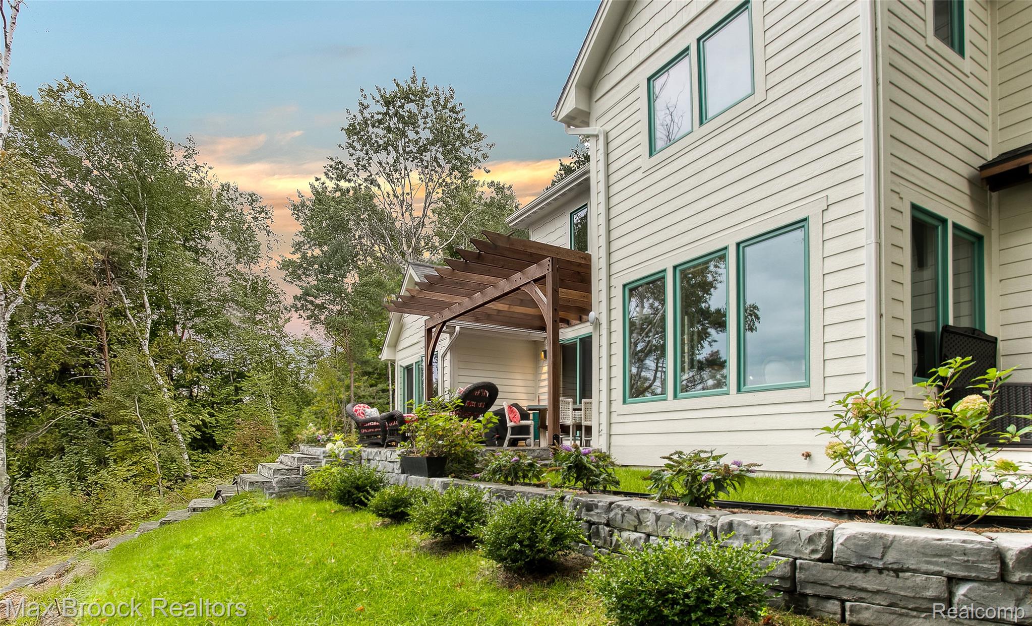 1432 S East Torch Lake Drive