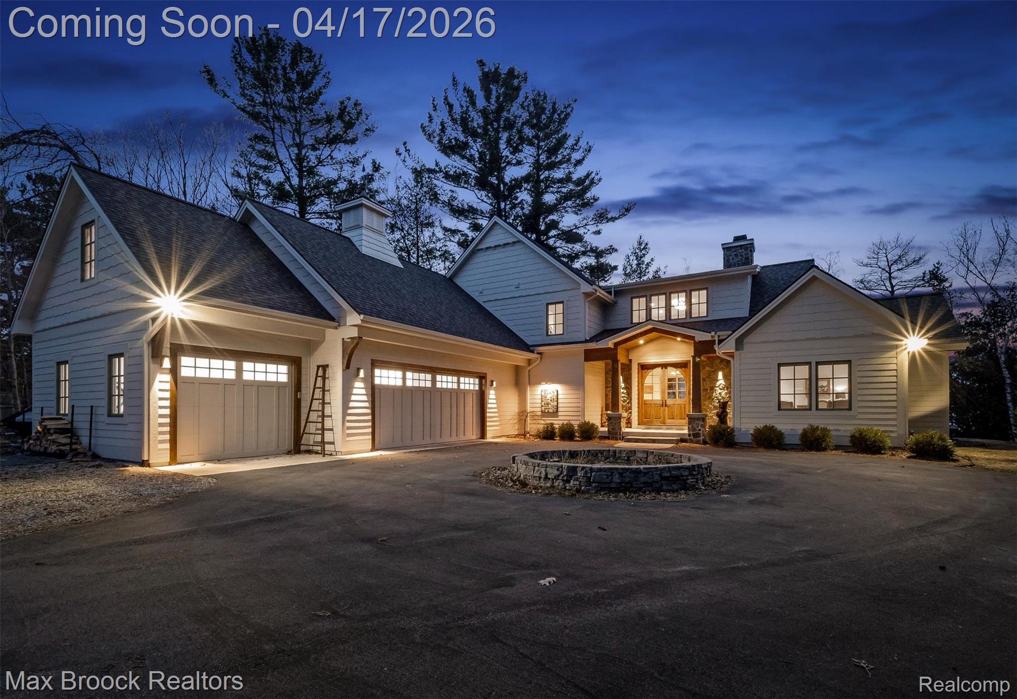 1432 S East Torch Lake Drive