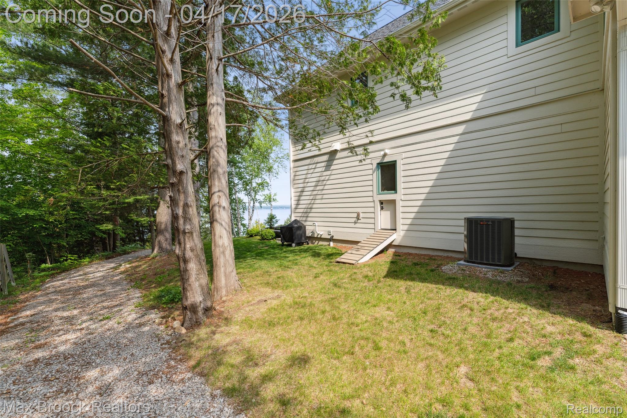 1432 S East Torch Lake Drive