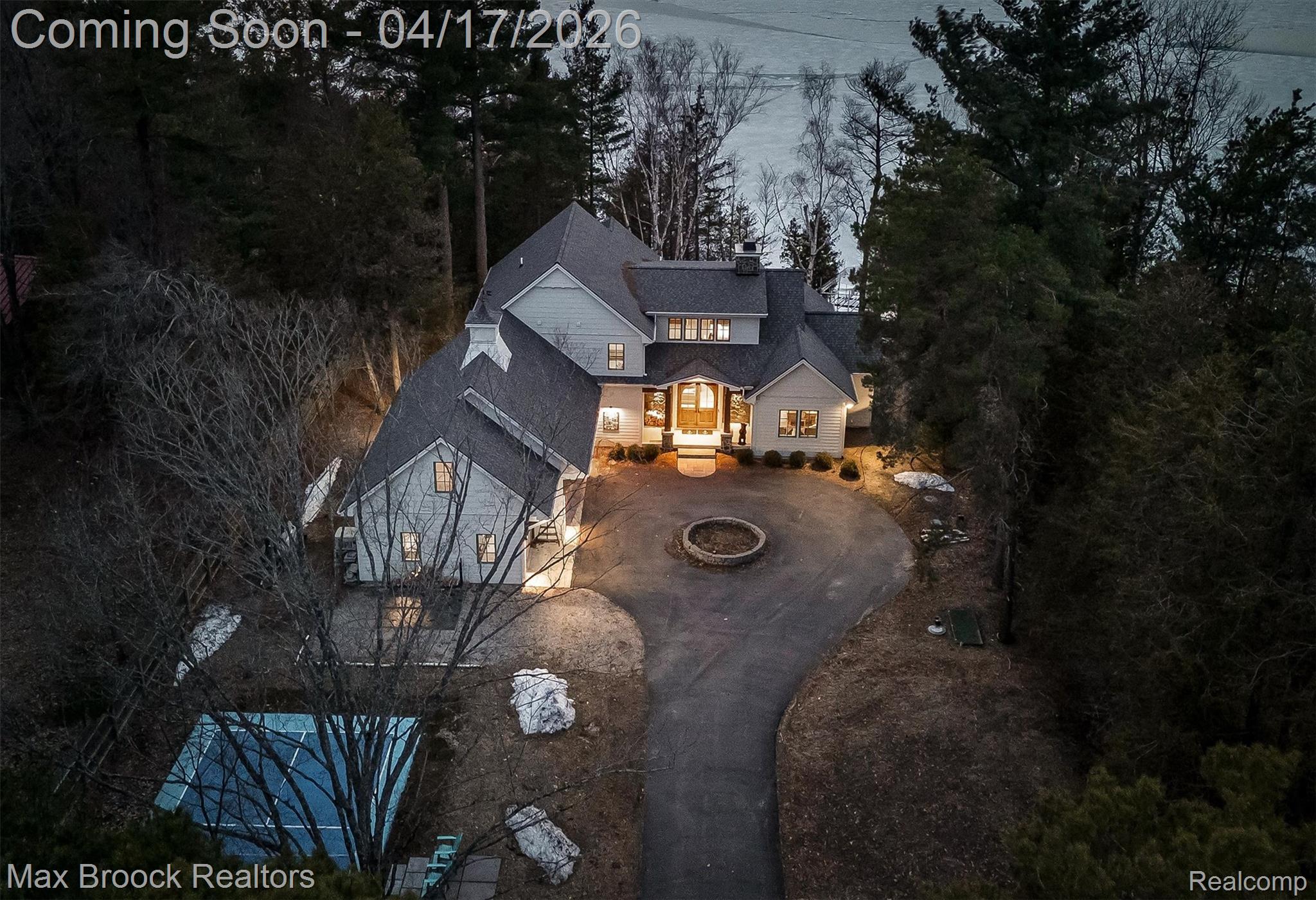 1432 S East Torch Lake Drive