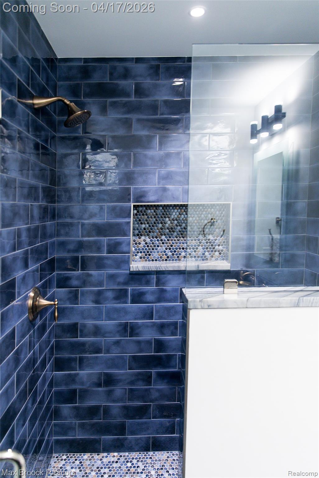 1432 S East Torch Lake Drive