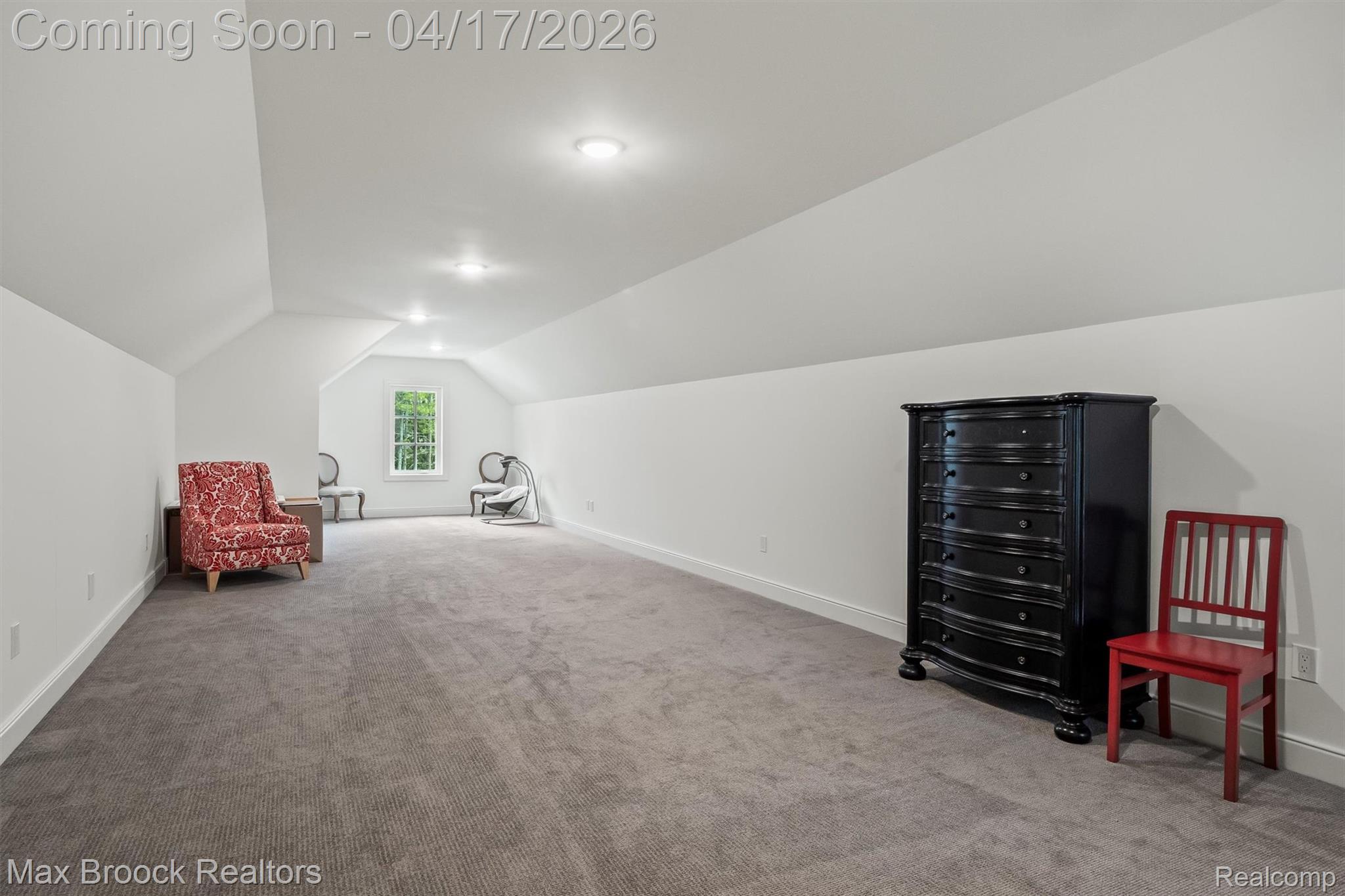 1432 S East Torch Lake Drive