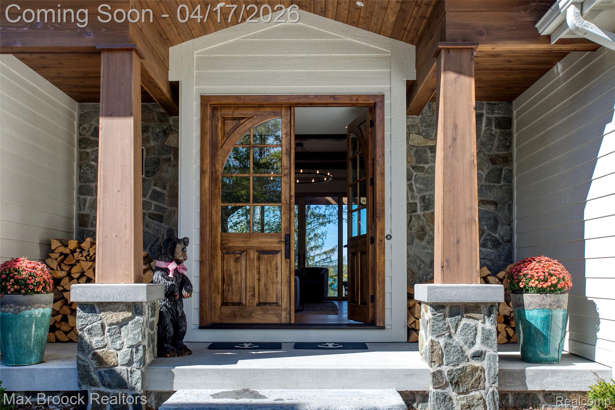 1432 S East Torch Lake Drive