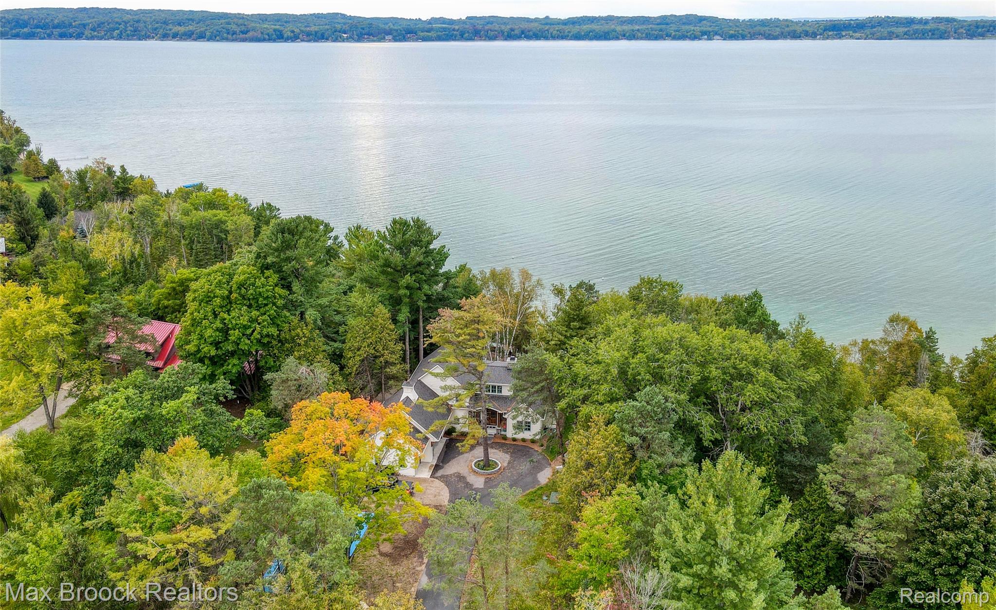 1432 S East Torch Lake Drive
