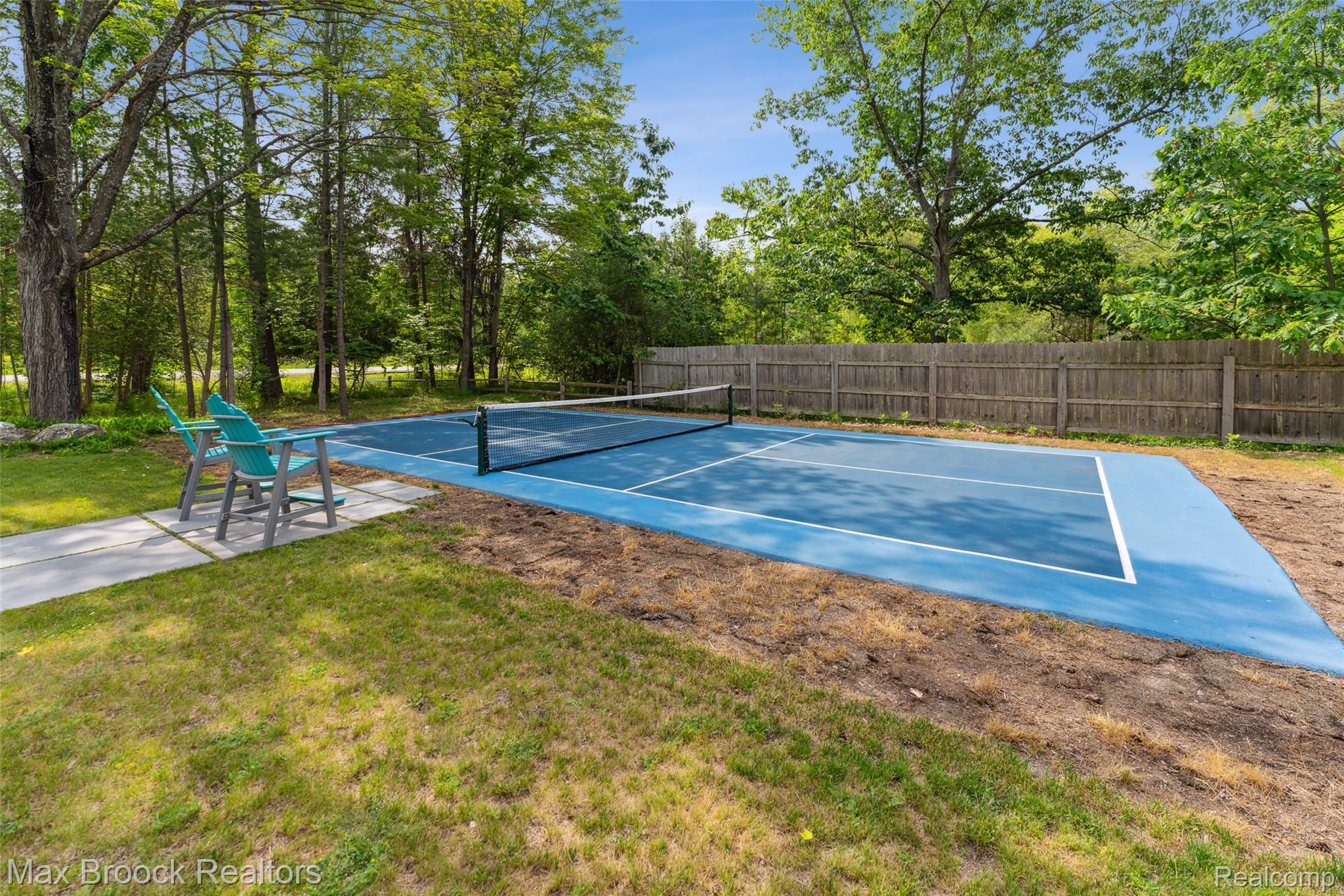 1432 S East Torch Lake Drive