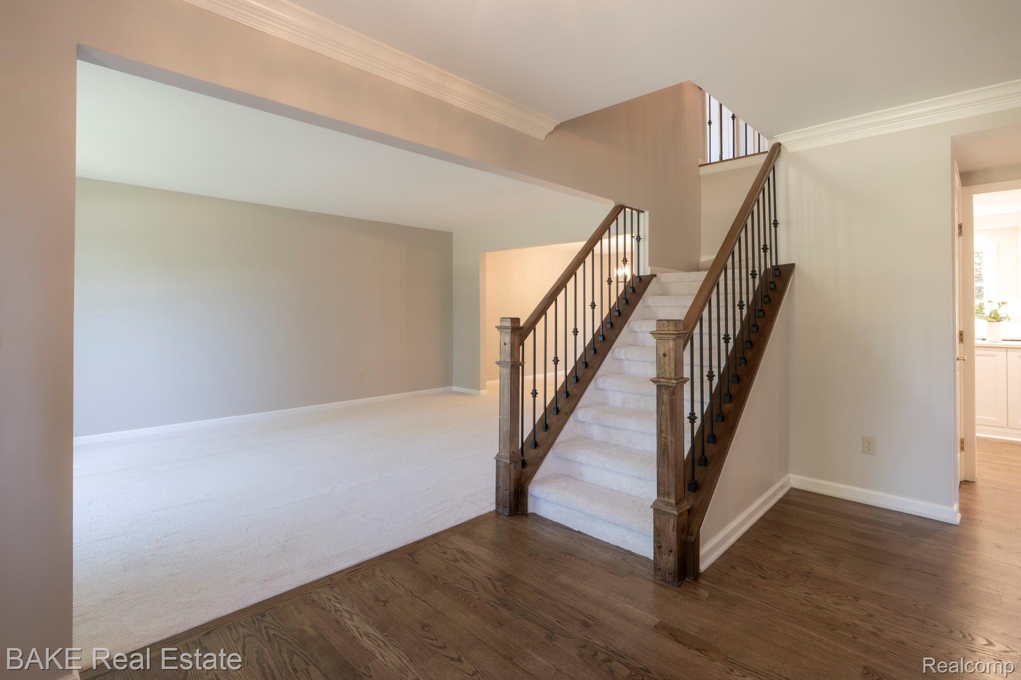 10000 Red Maple Drive