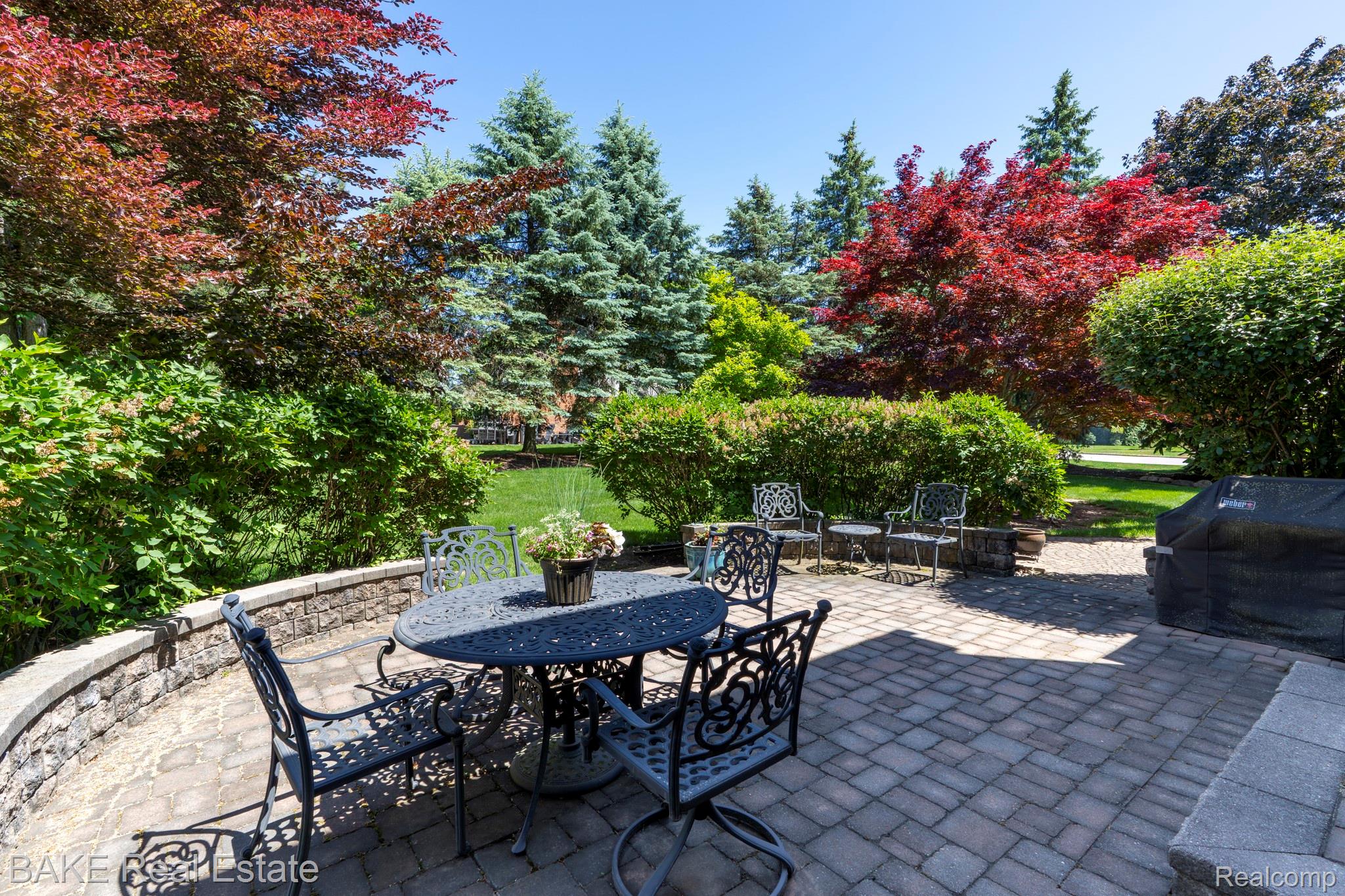 10000 Red Maple Drive