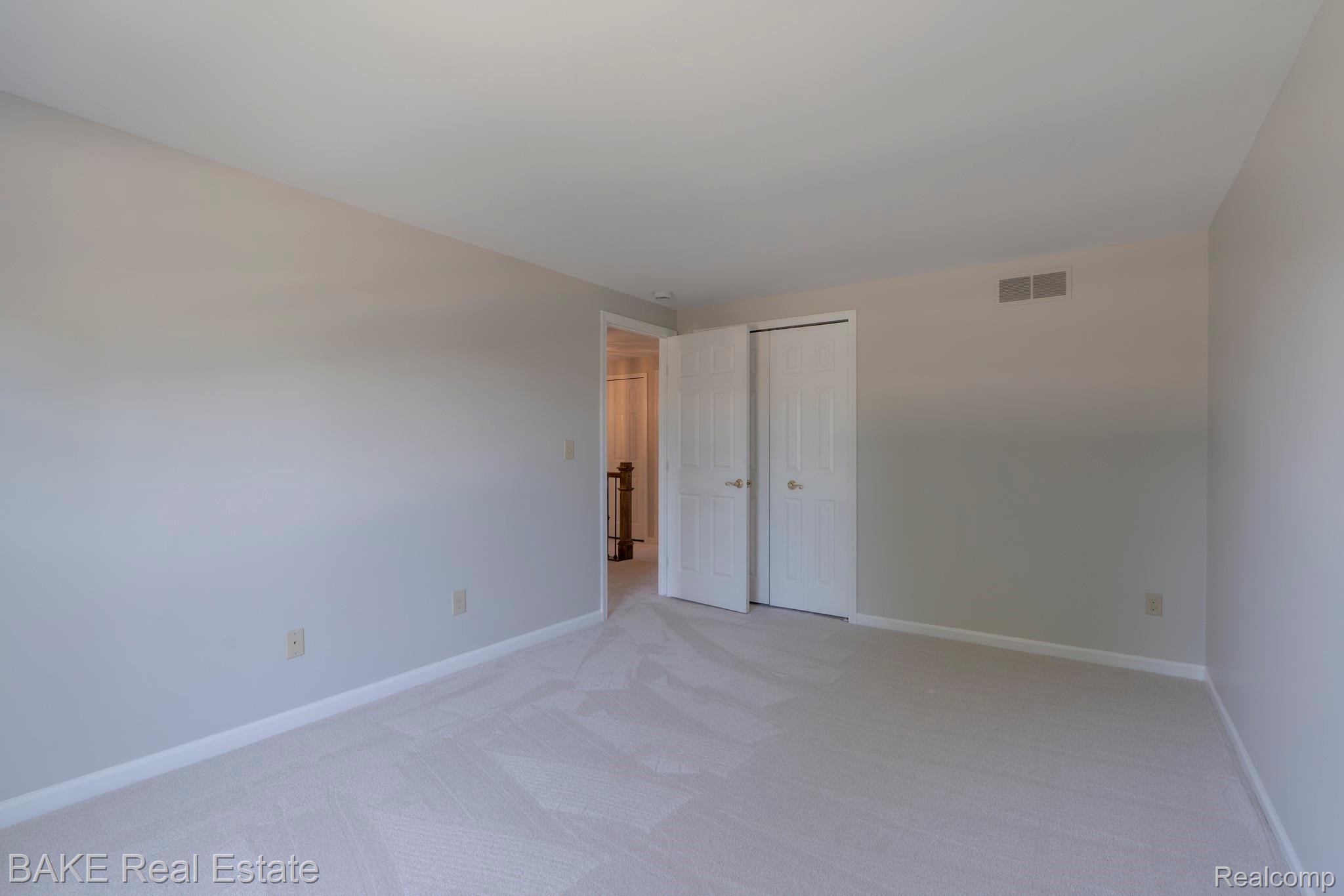 10000 Red Maple Drive