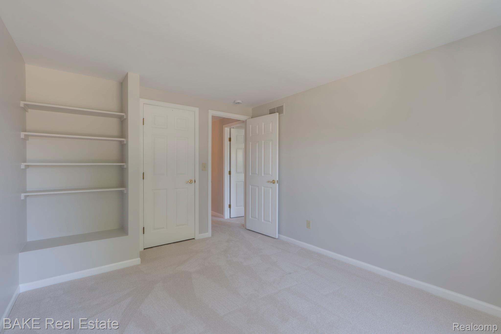 10000 Red Maple Drive