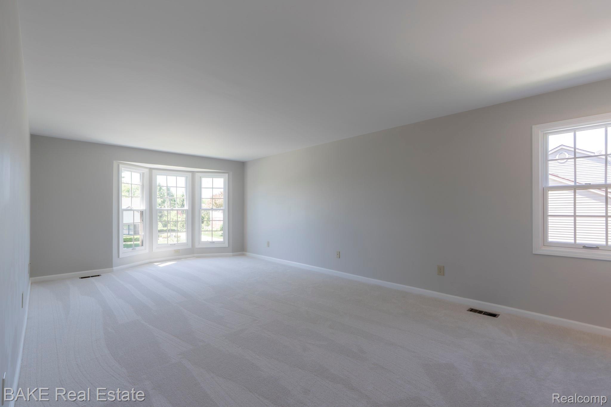 10000 Red Maple Drive