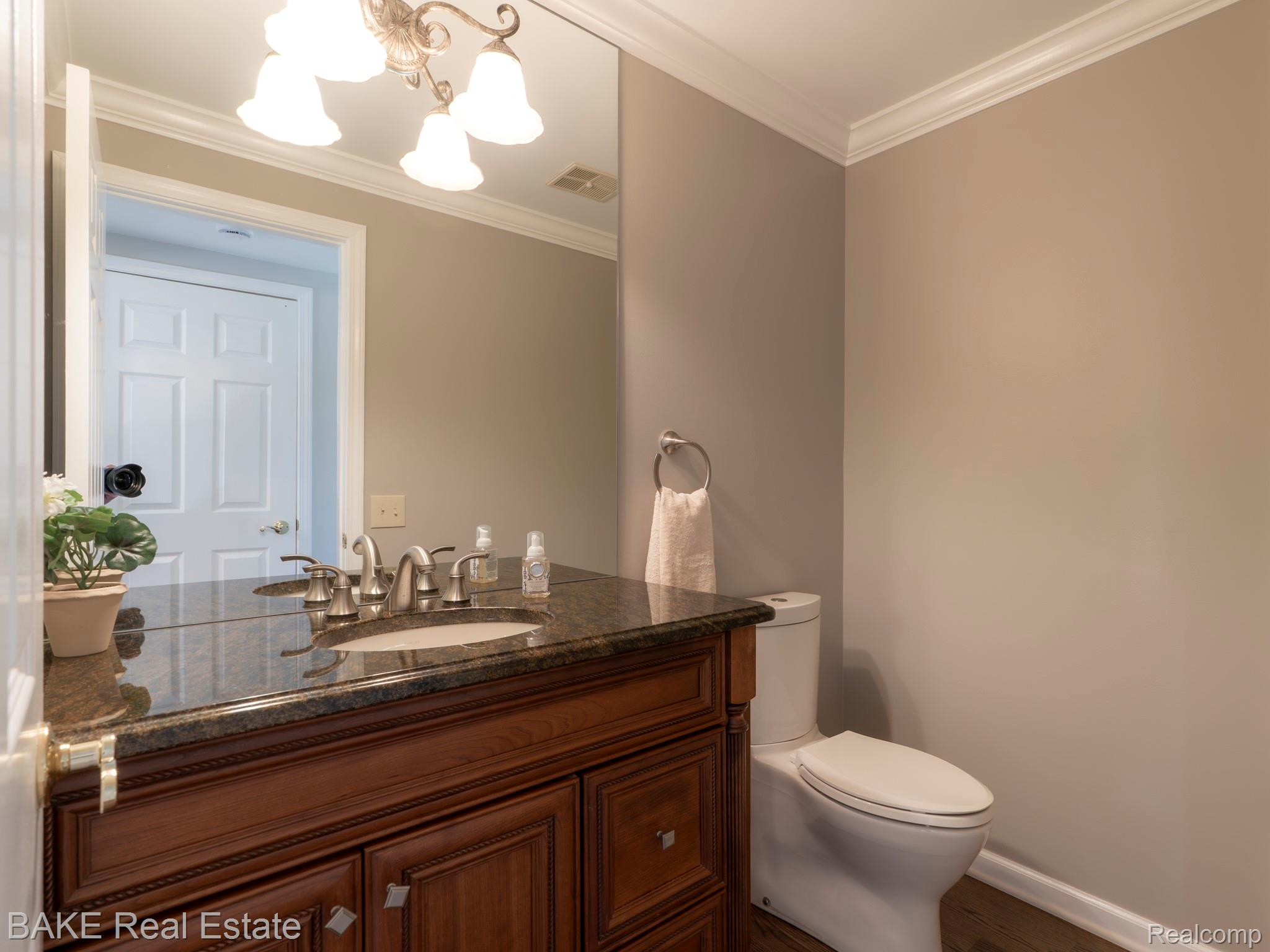 10000 Red Maple Drive