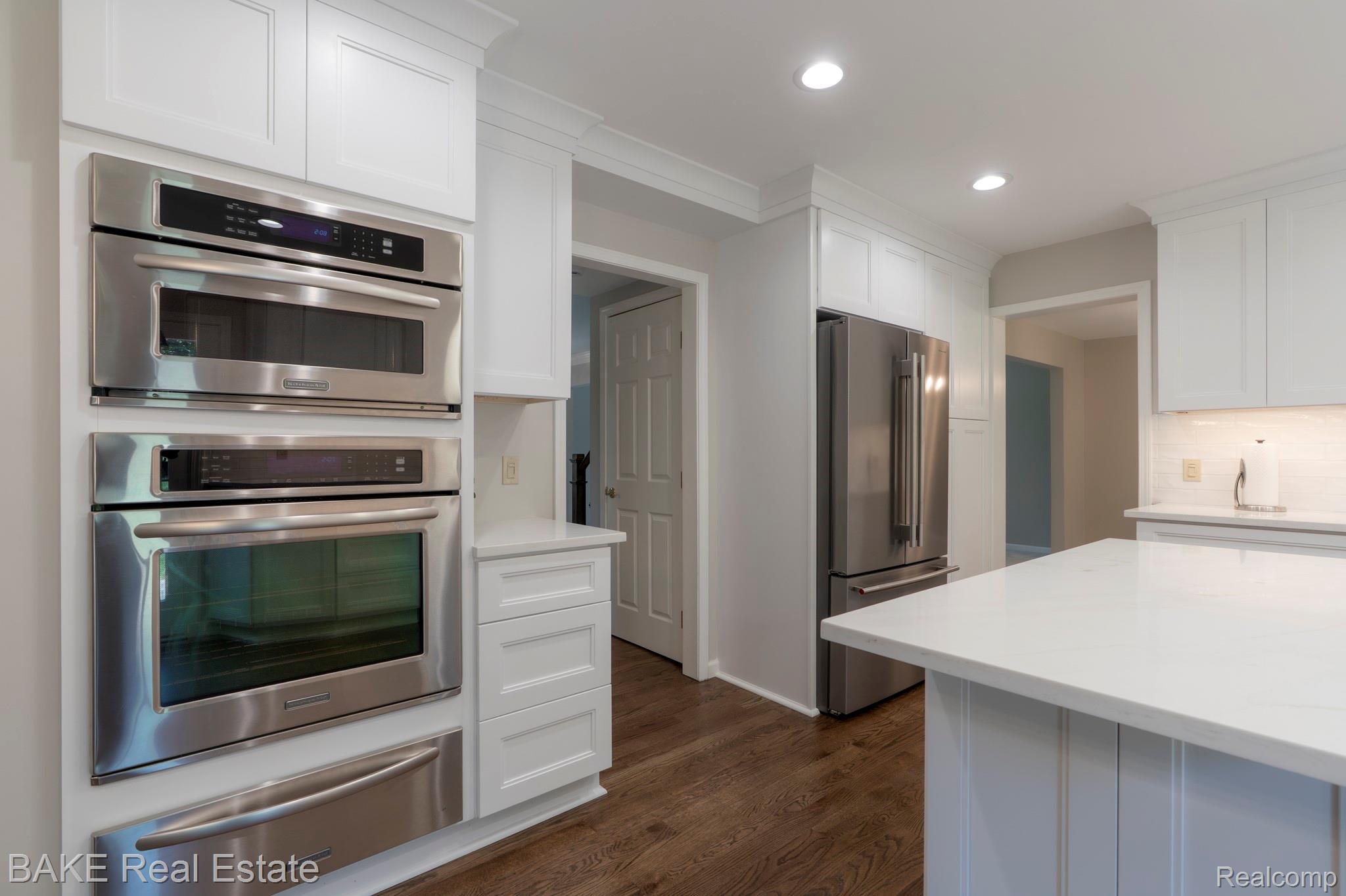 10000 Red Maple Drive