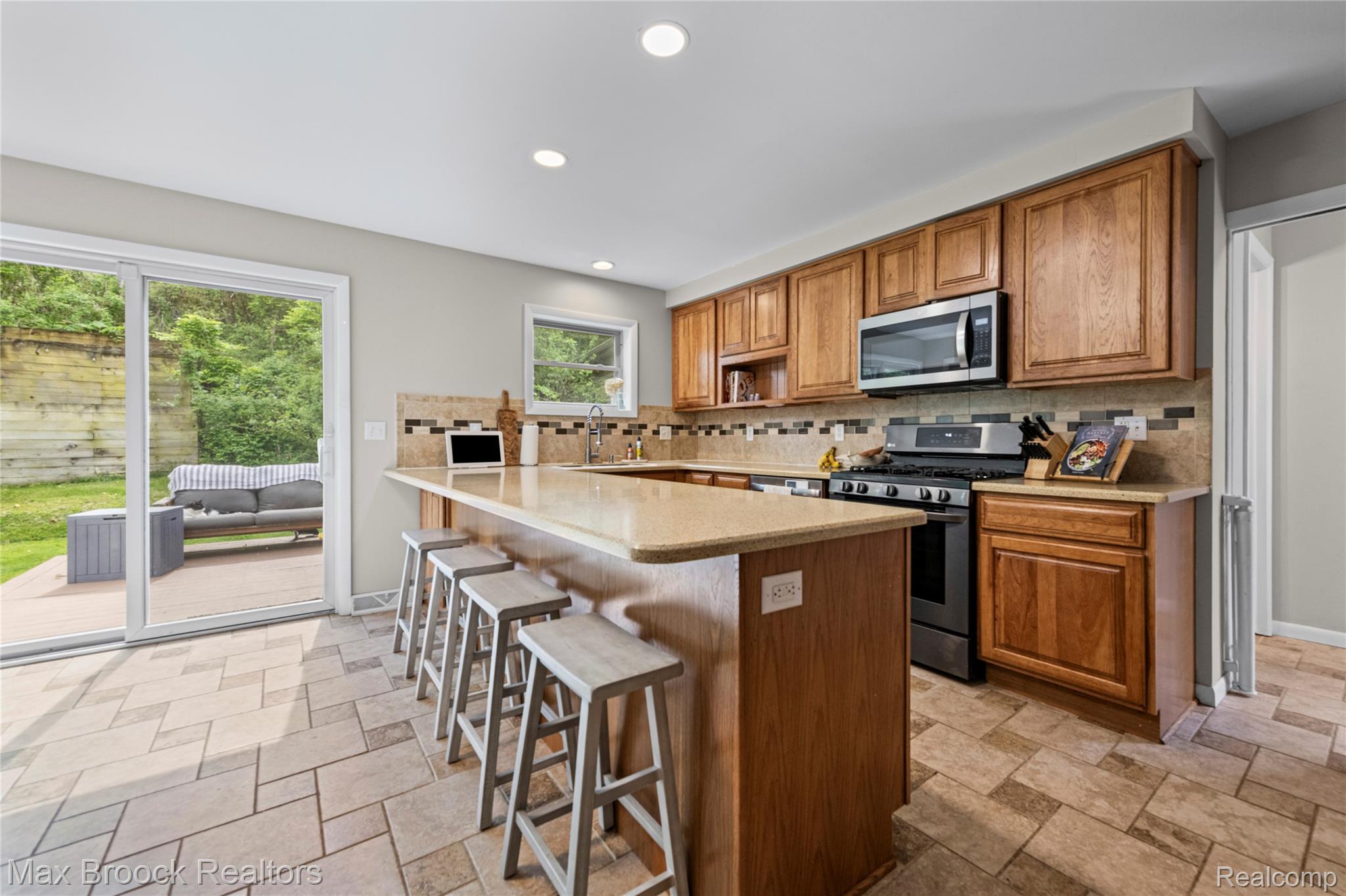 3550 Cushing Court