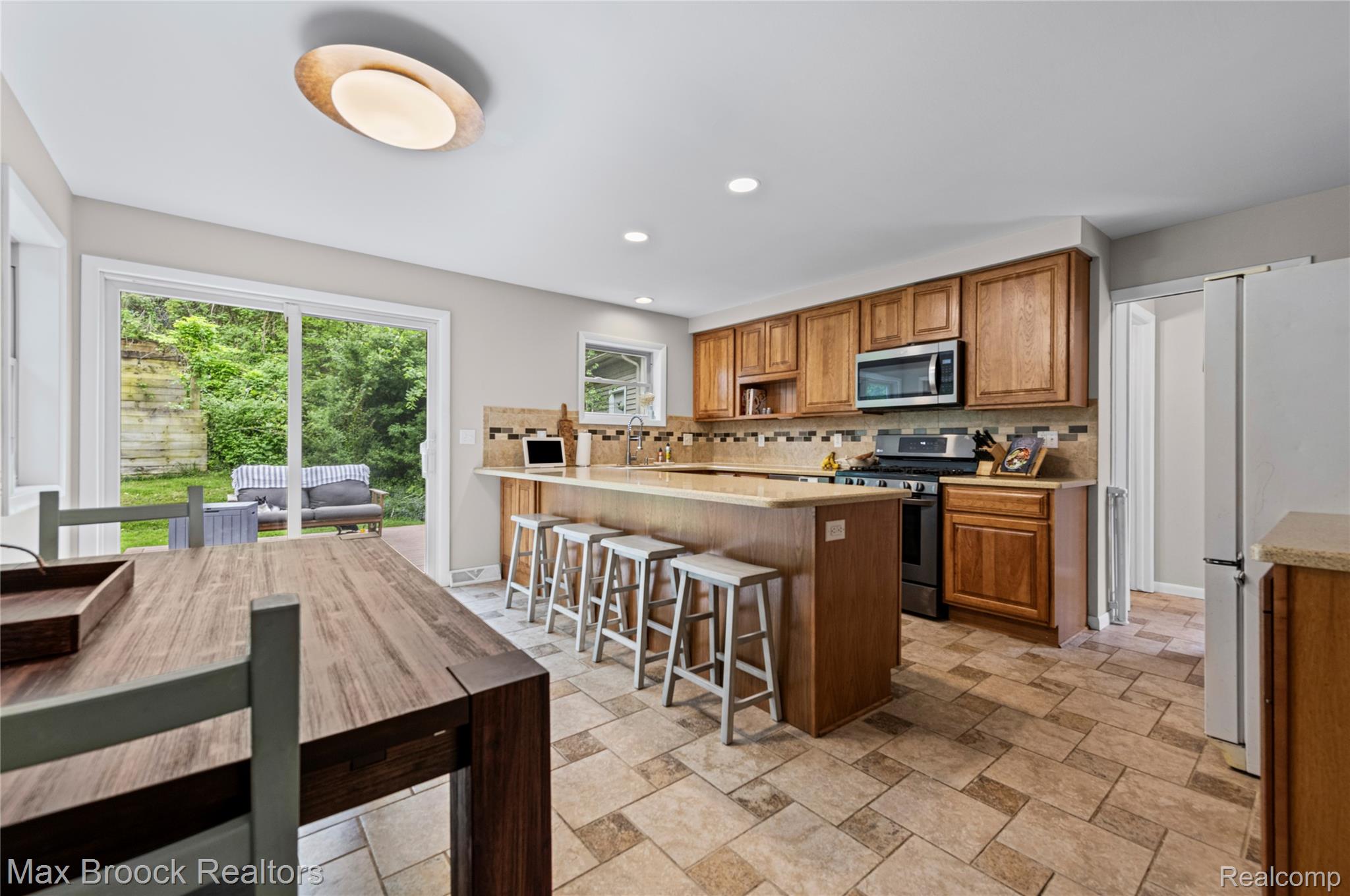 3550 Cushing Court