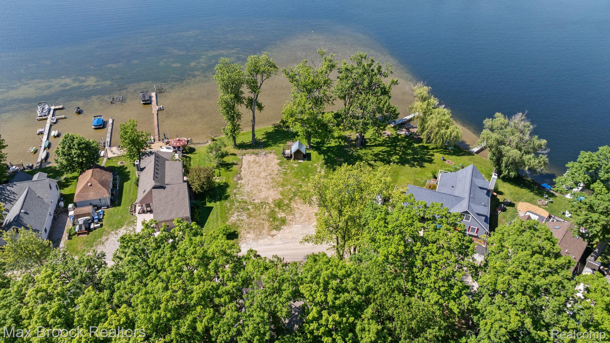 5338 Wildwood Drive