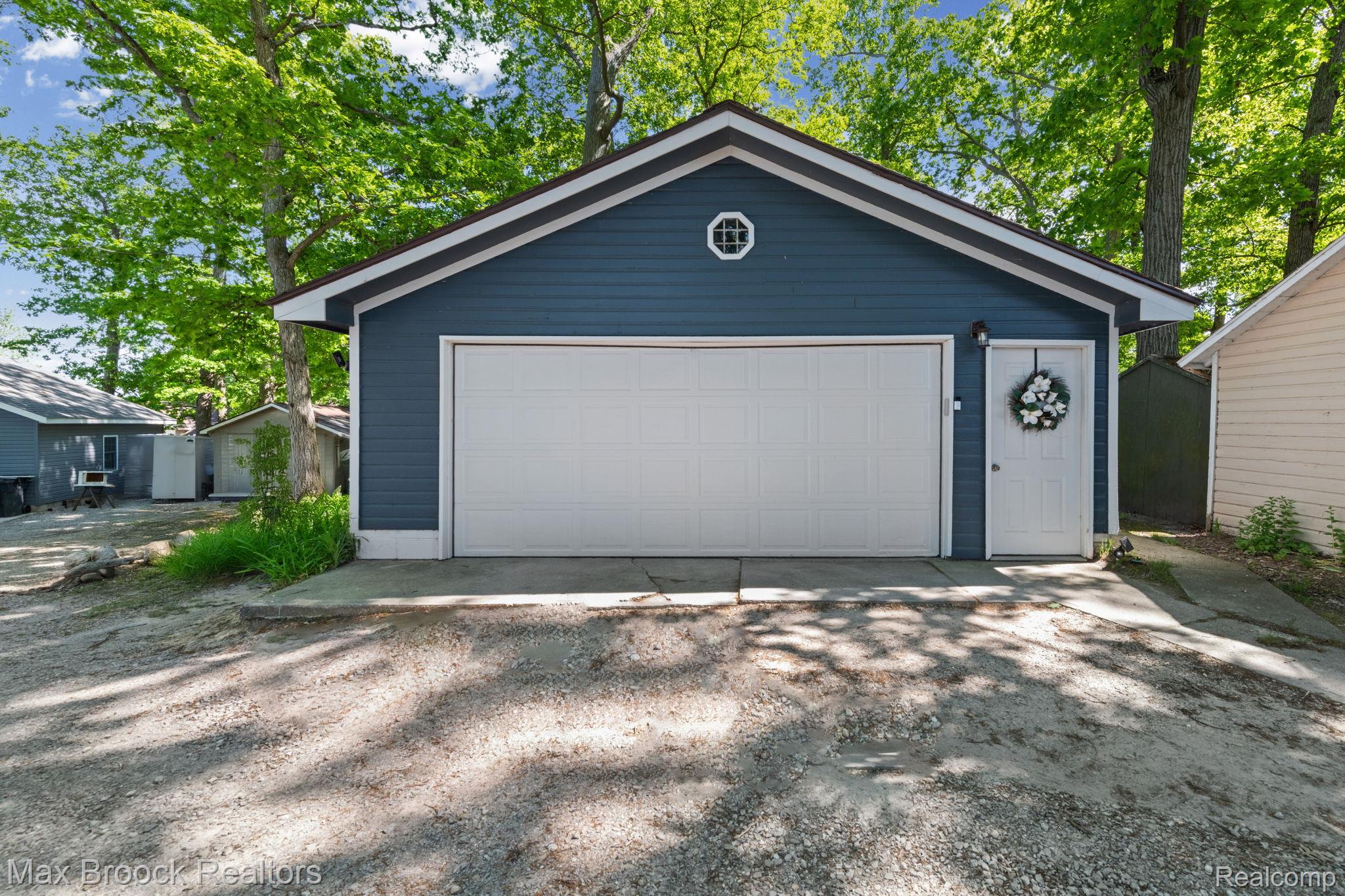 5338 Wildwood Drive