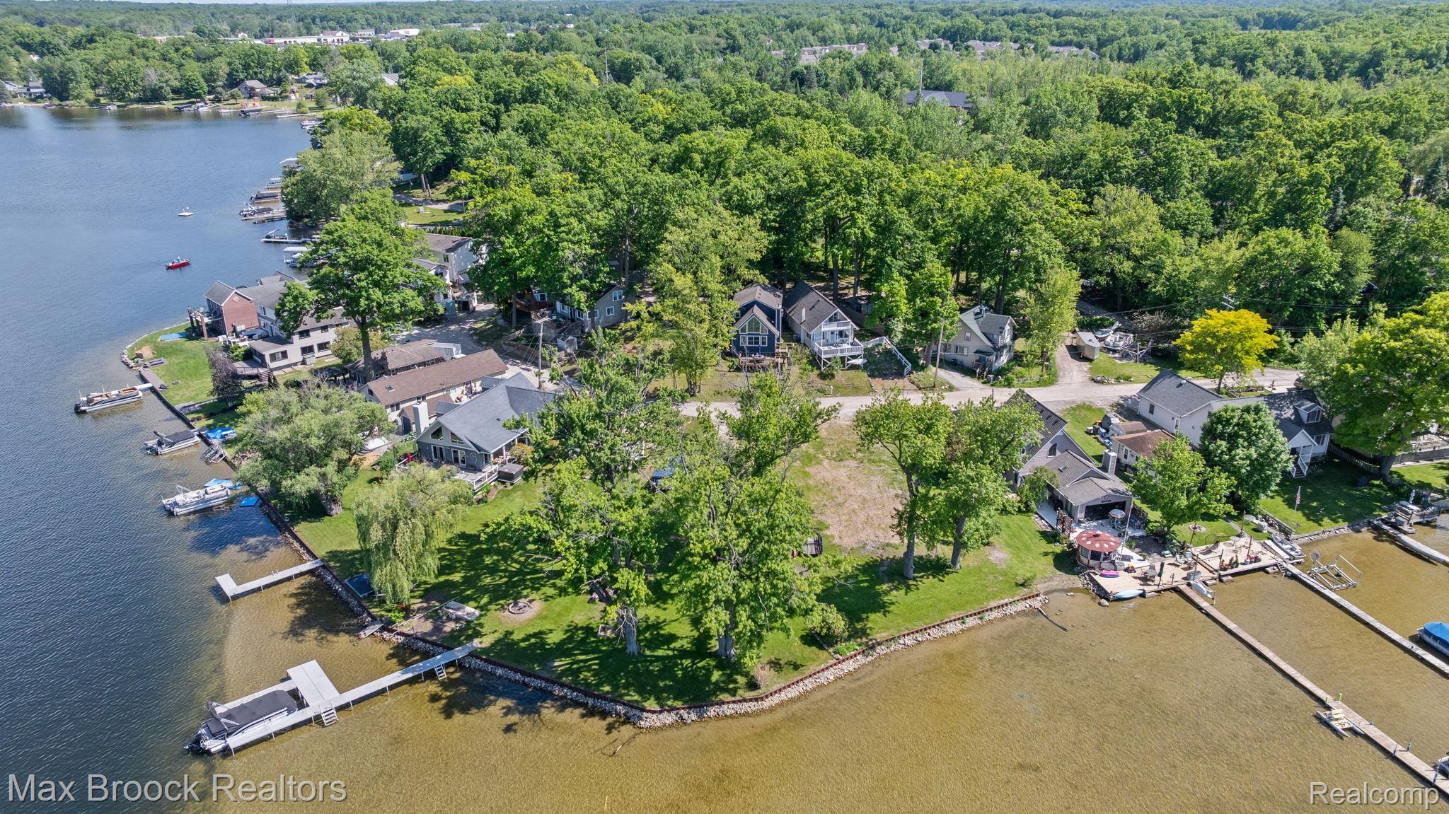 5338 Wildwood Drive