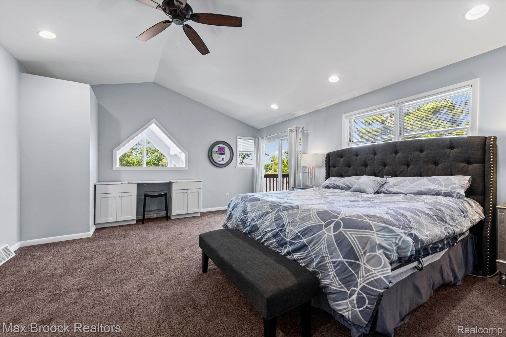 5338 Wildwood Drive