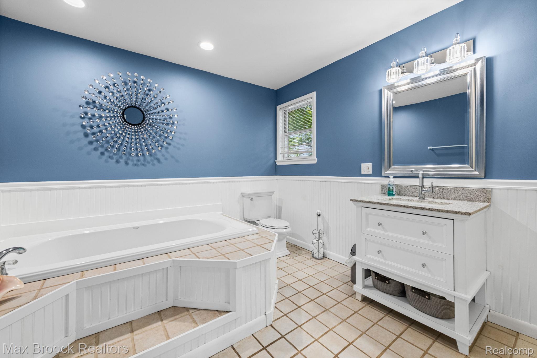 5338 Wildwood Drive