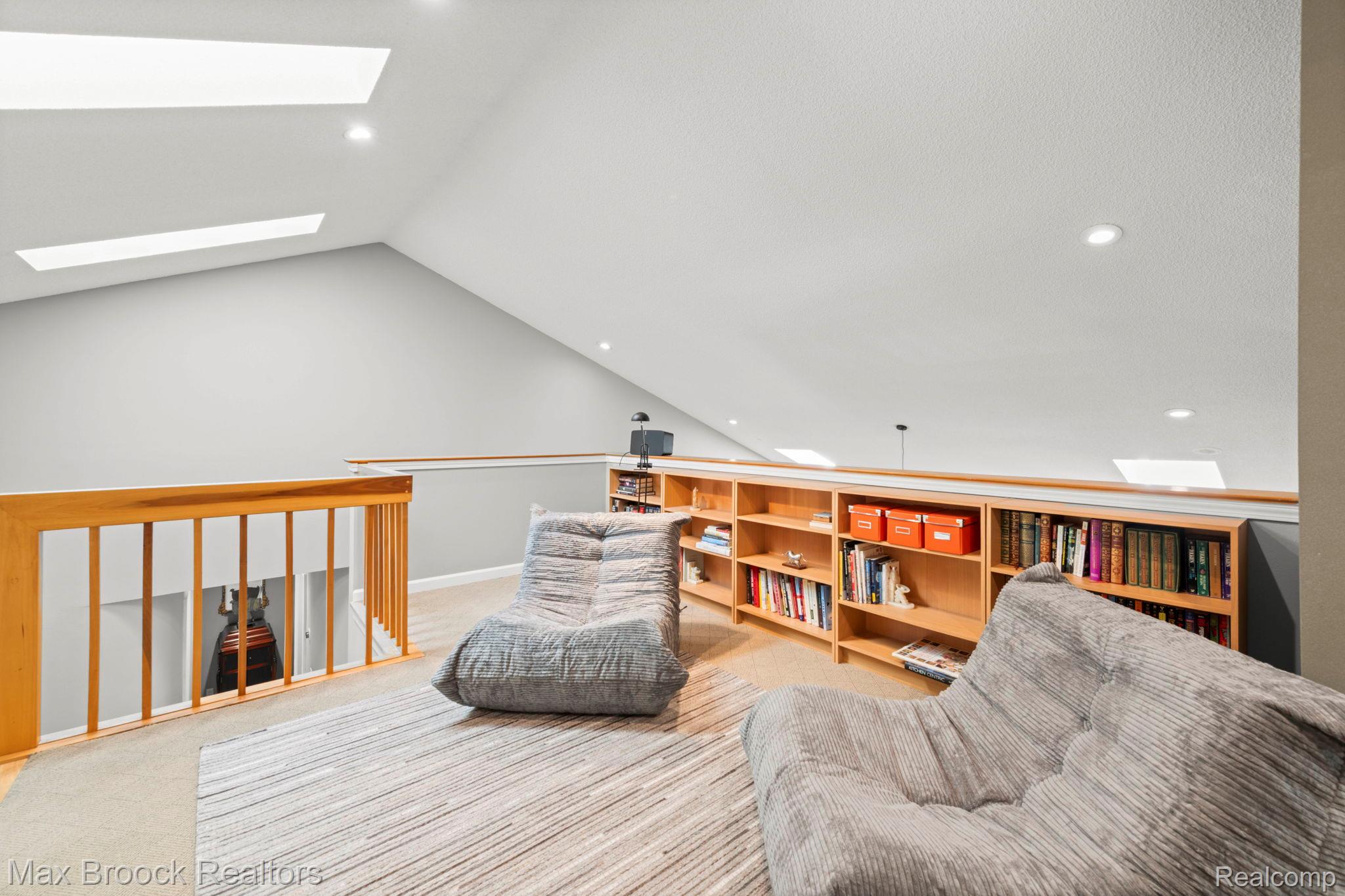 40360 Harmony Lane