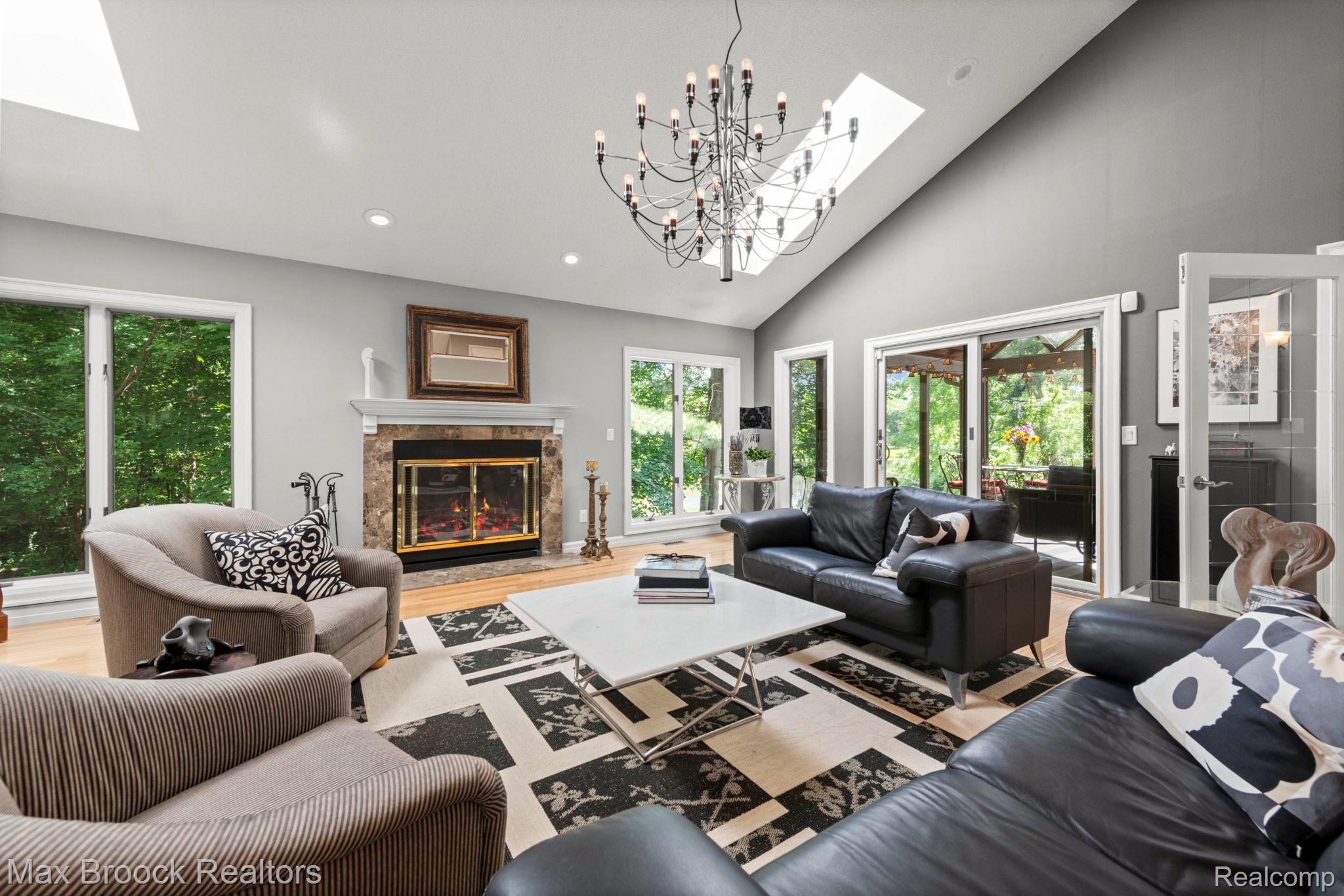 40360 Harmony Lane