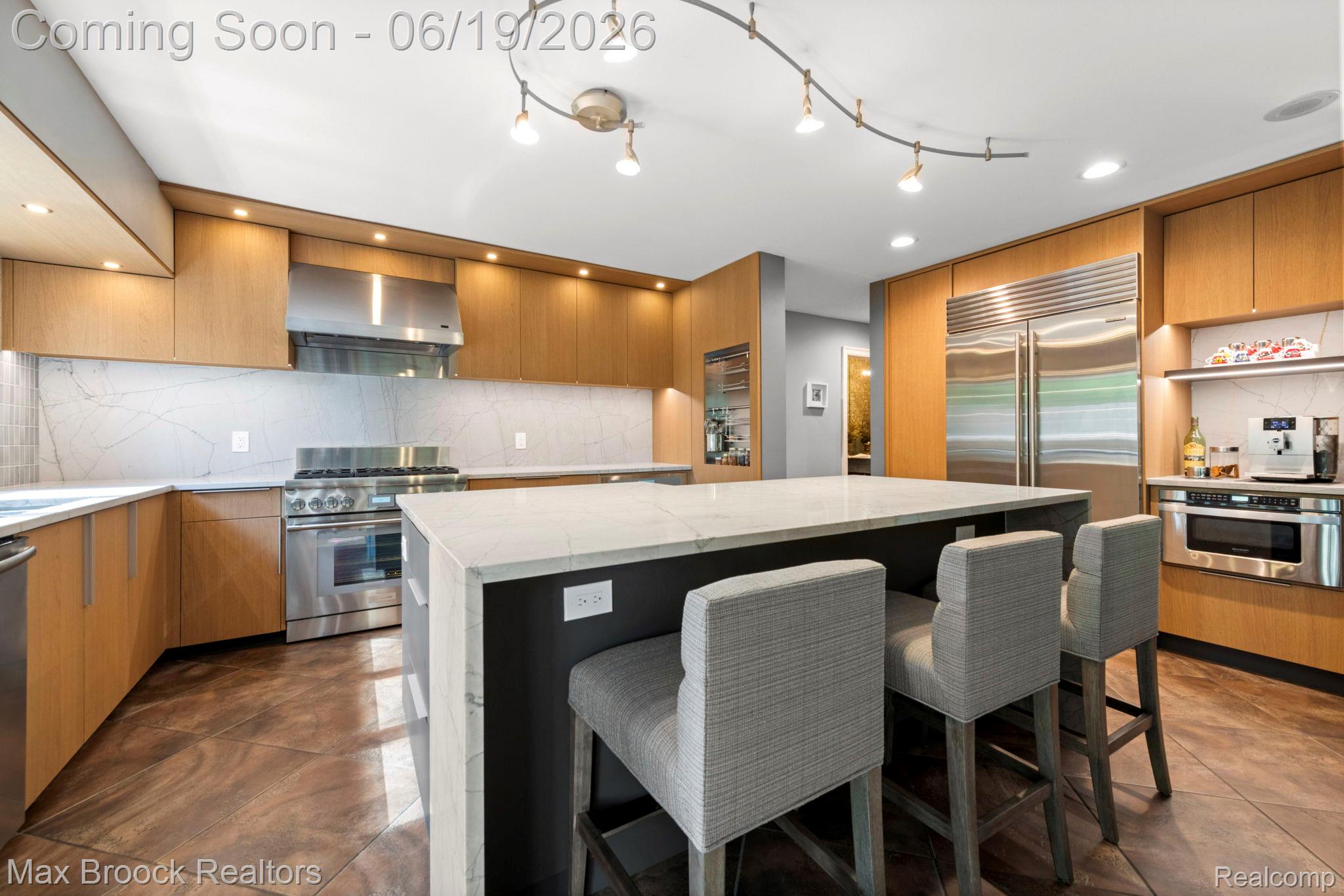 40360 Harmony Lane