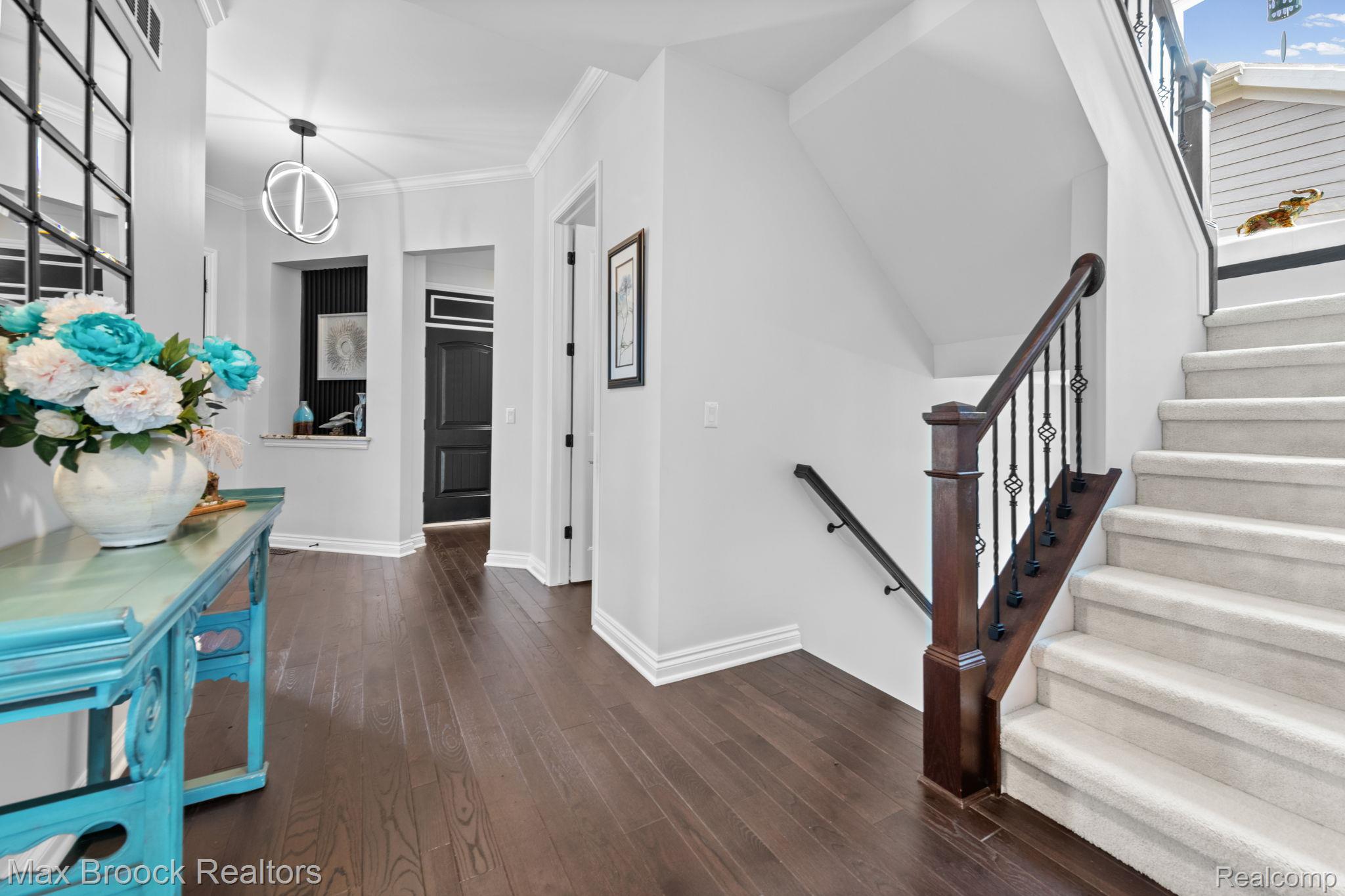 10812 Waterfall Court
