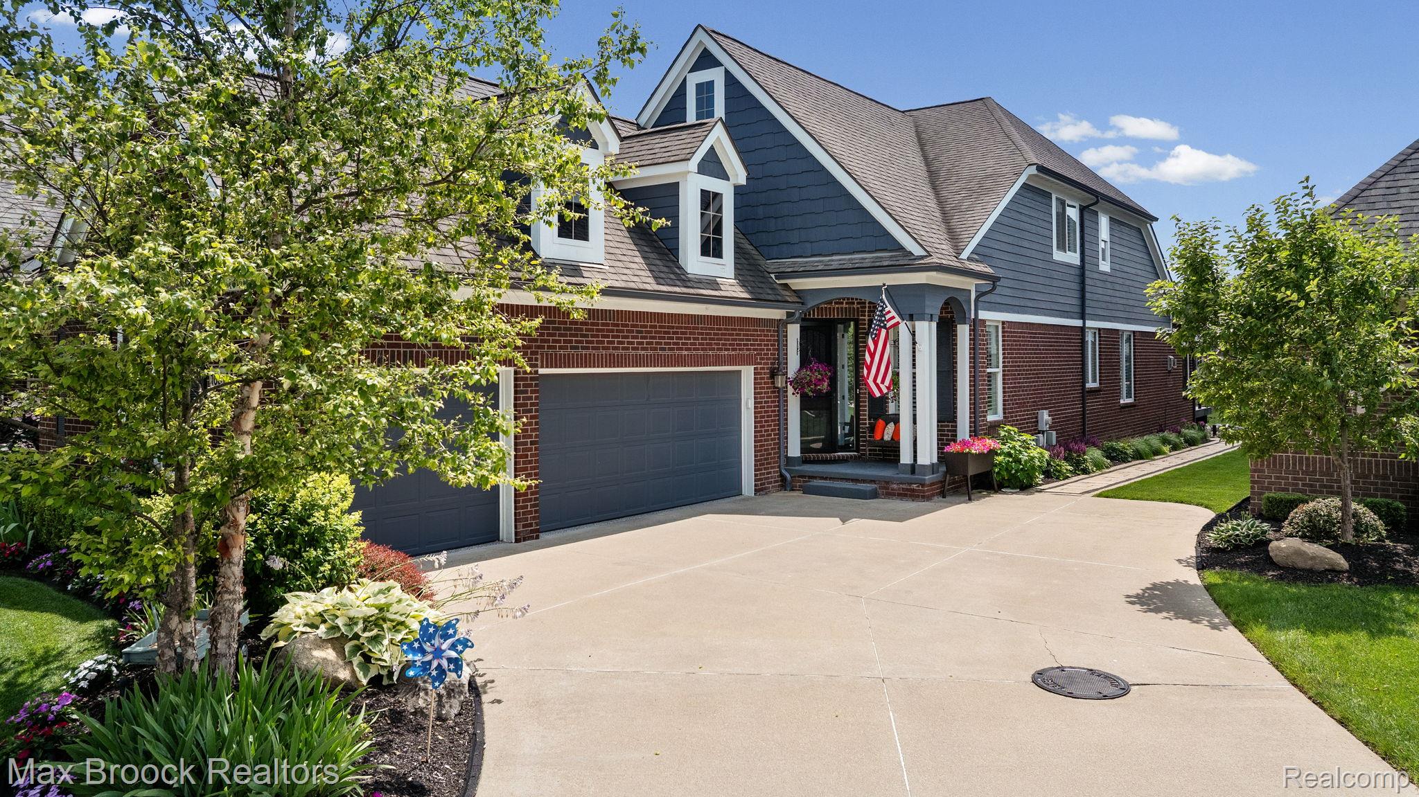 10812 Waterfall Court