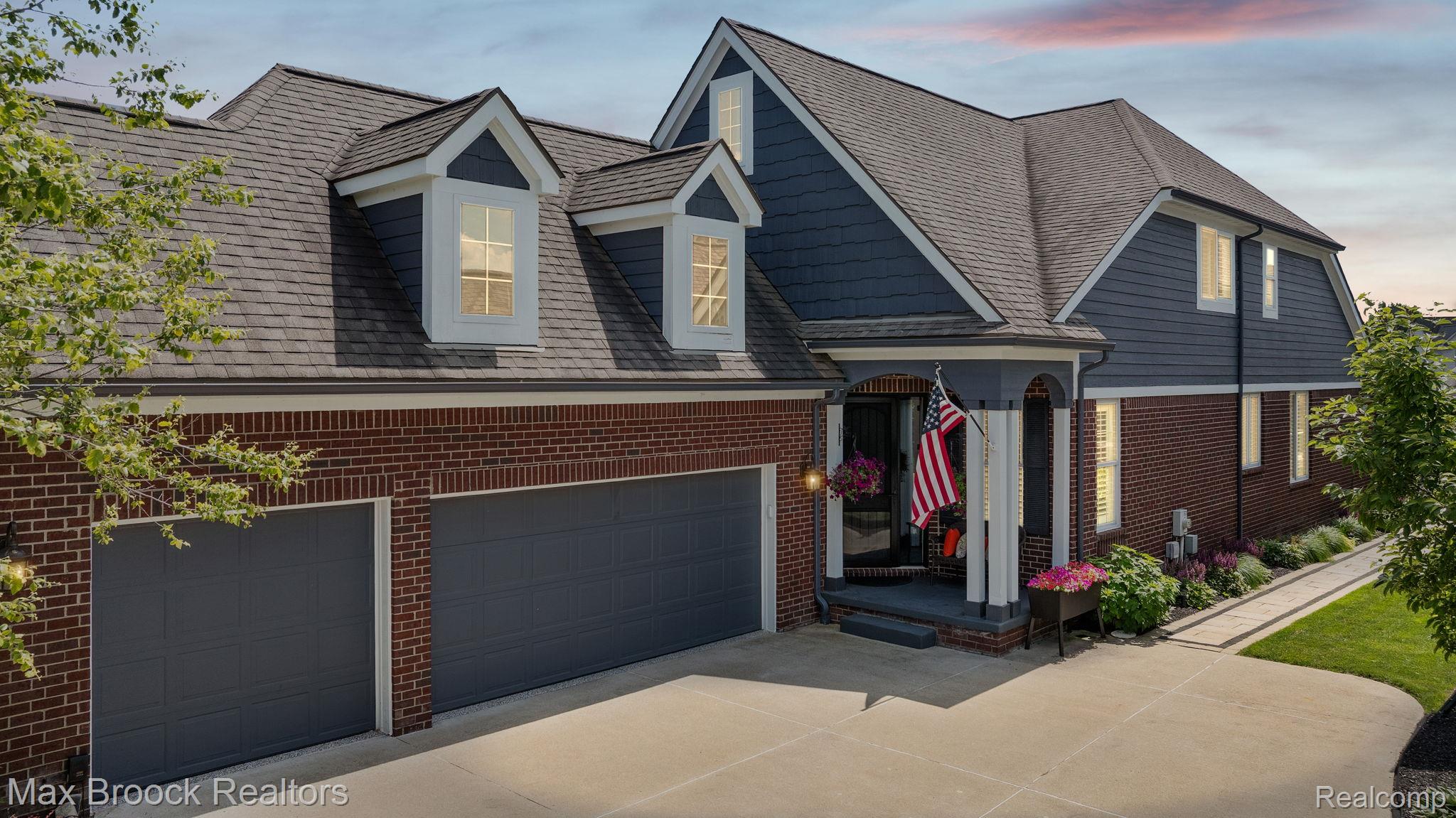 10812 Waterfall Court