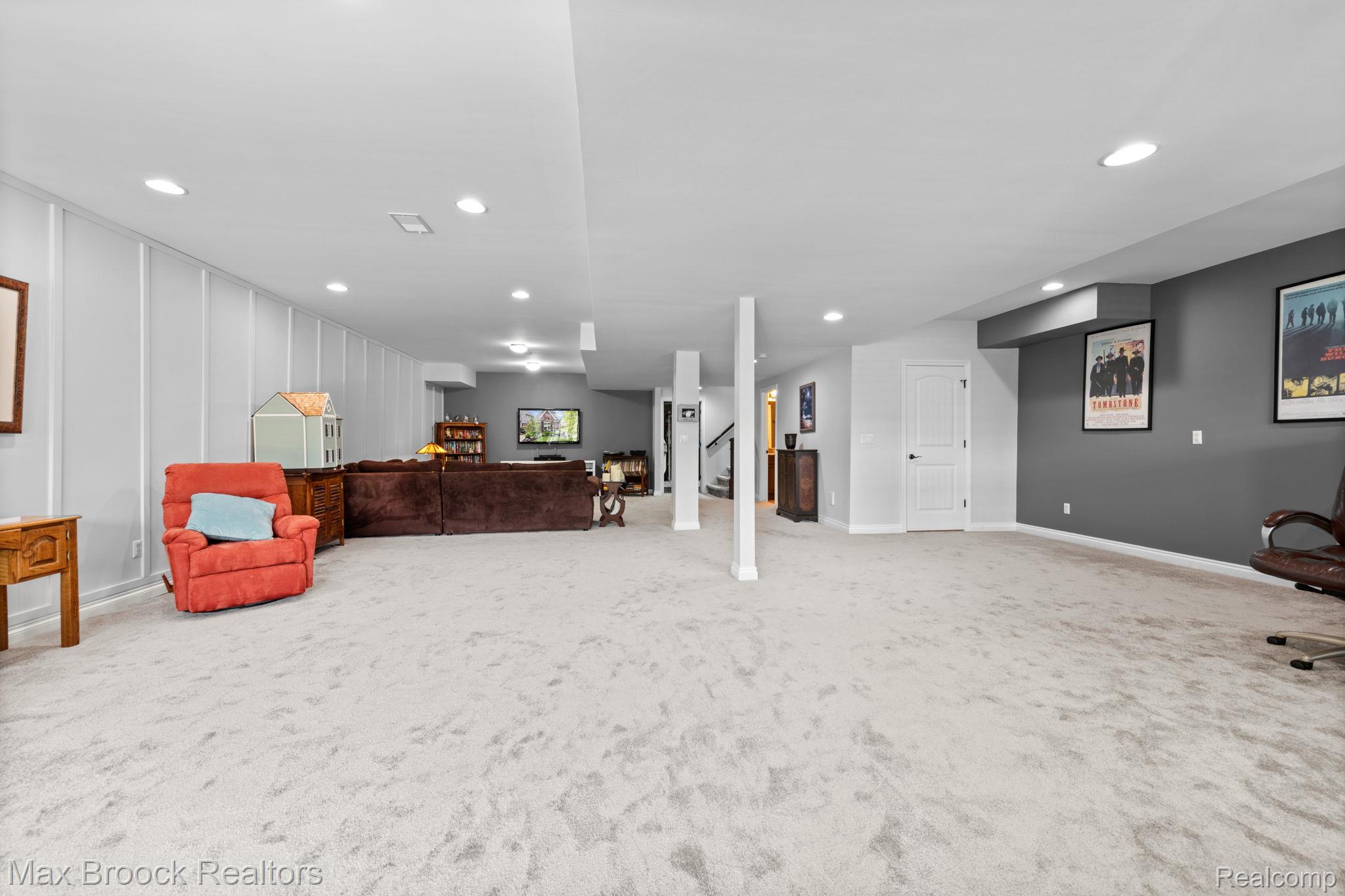 10812 Waterfall Court