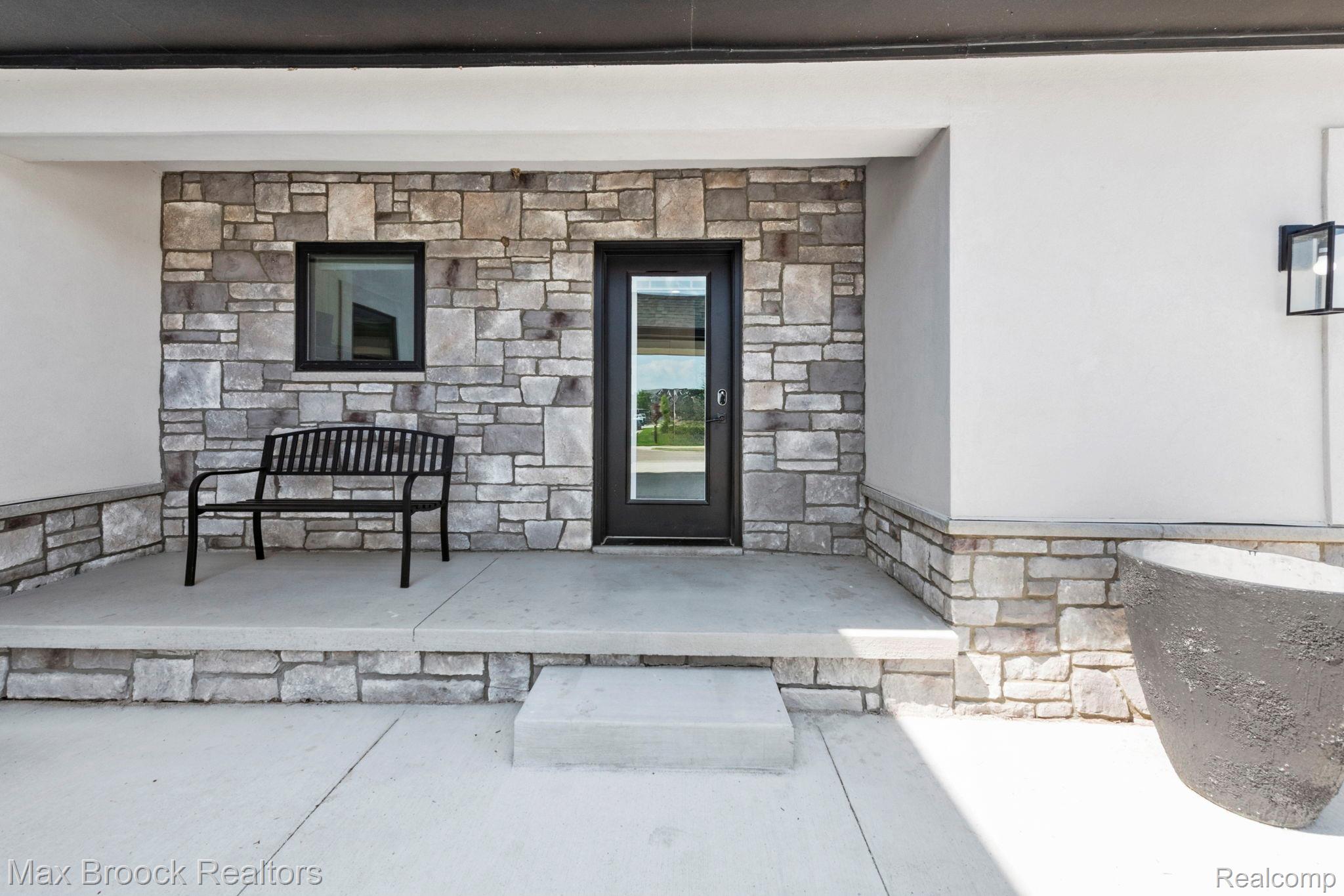 10464 Stoney Point Drive