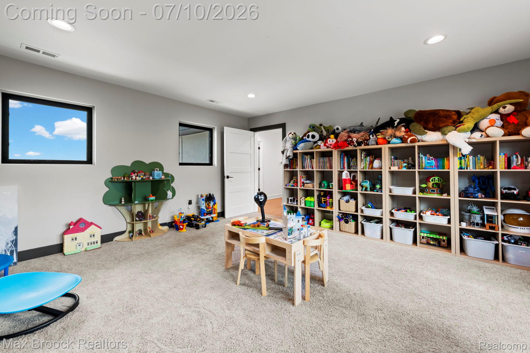 10464 Stoney Point Drive