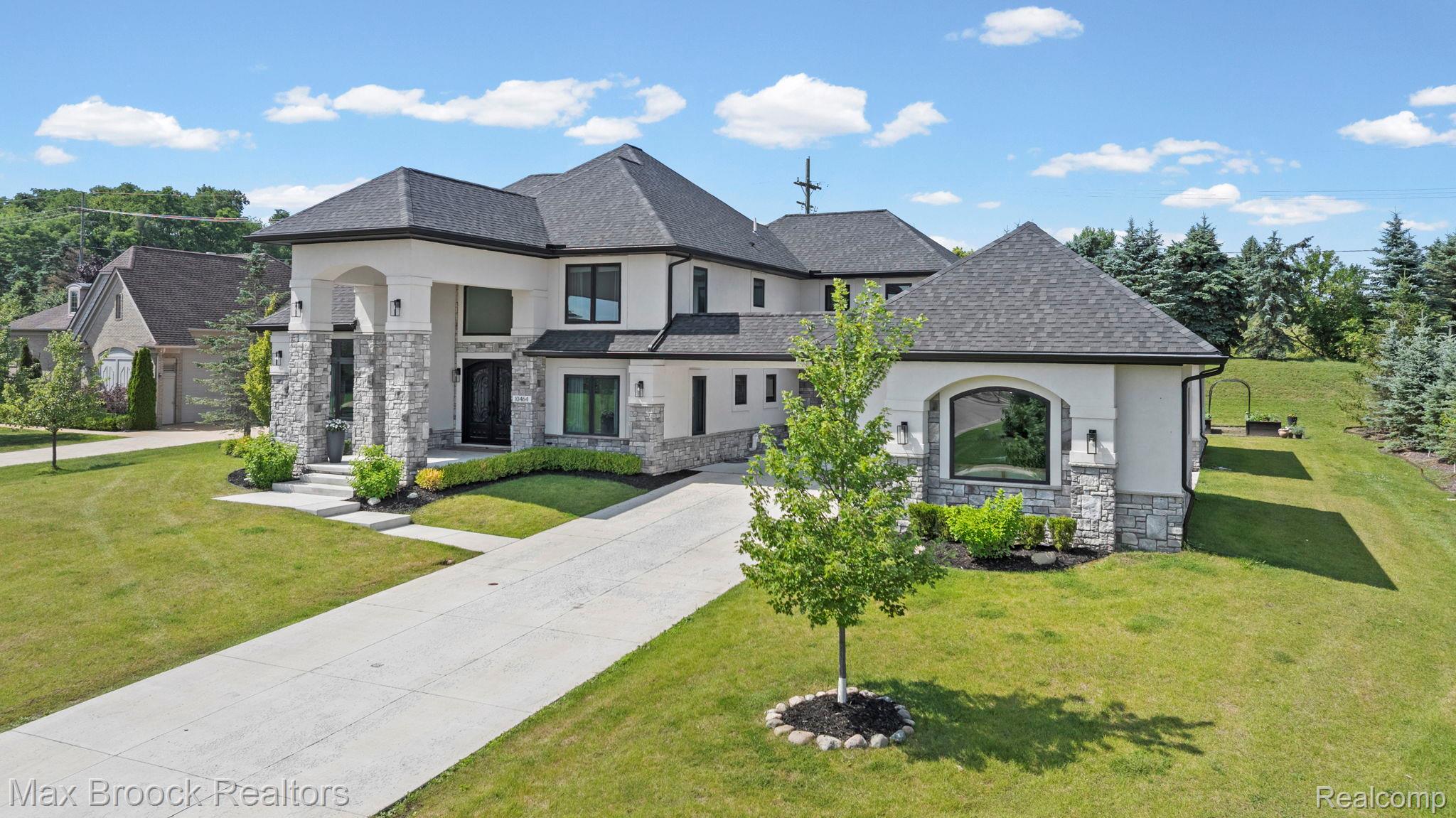10464 Stoney Point Drive