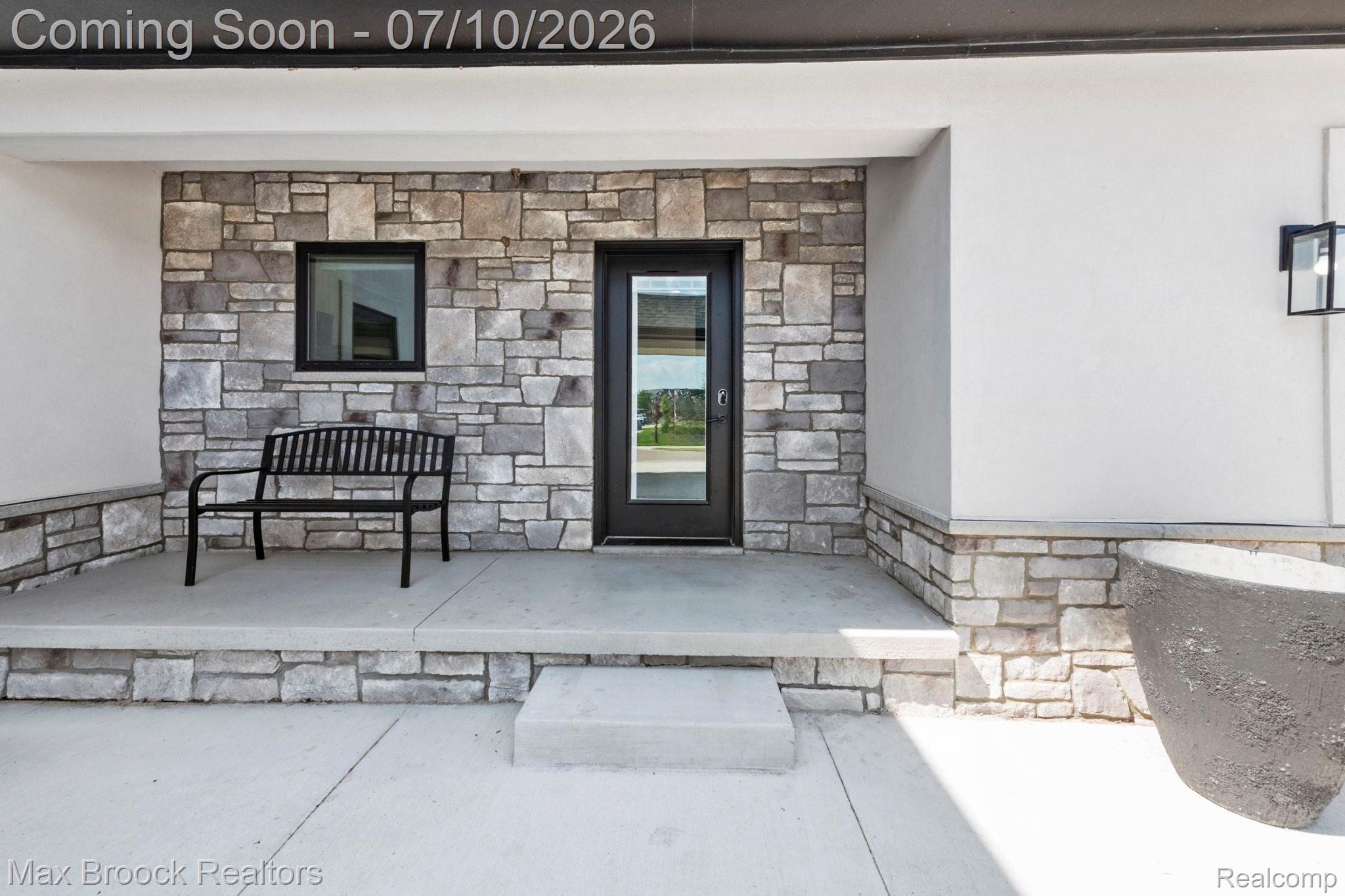 10464 Stoney Point Drive