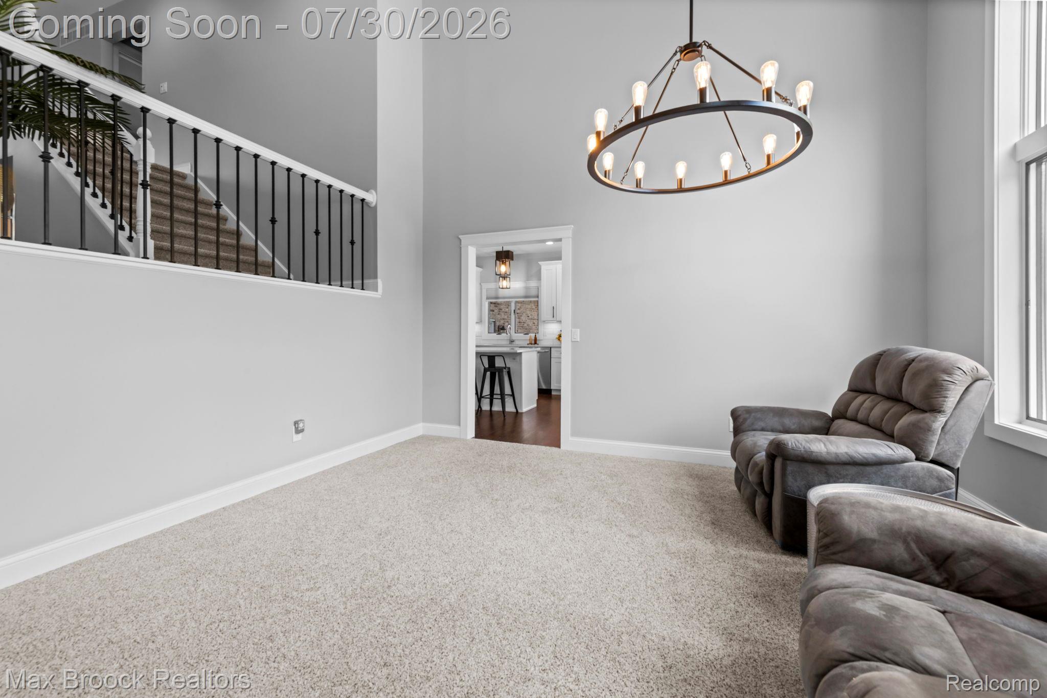 6827 Strawberry Lane
