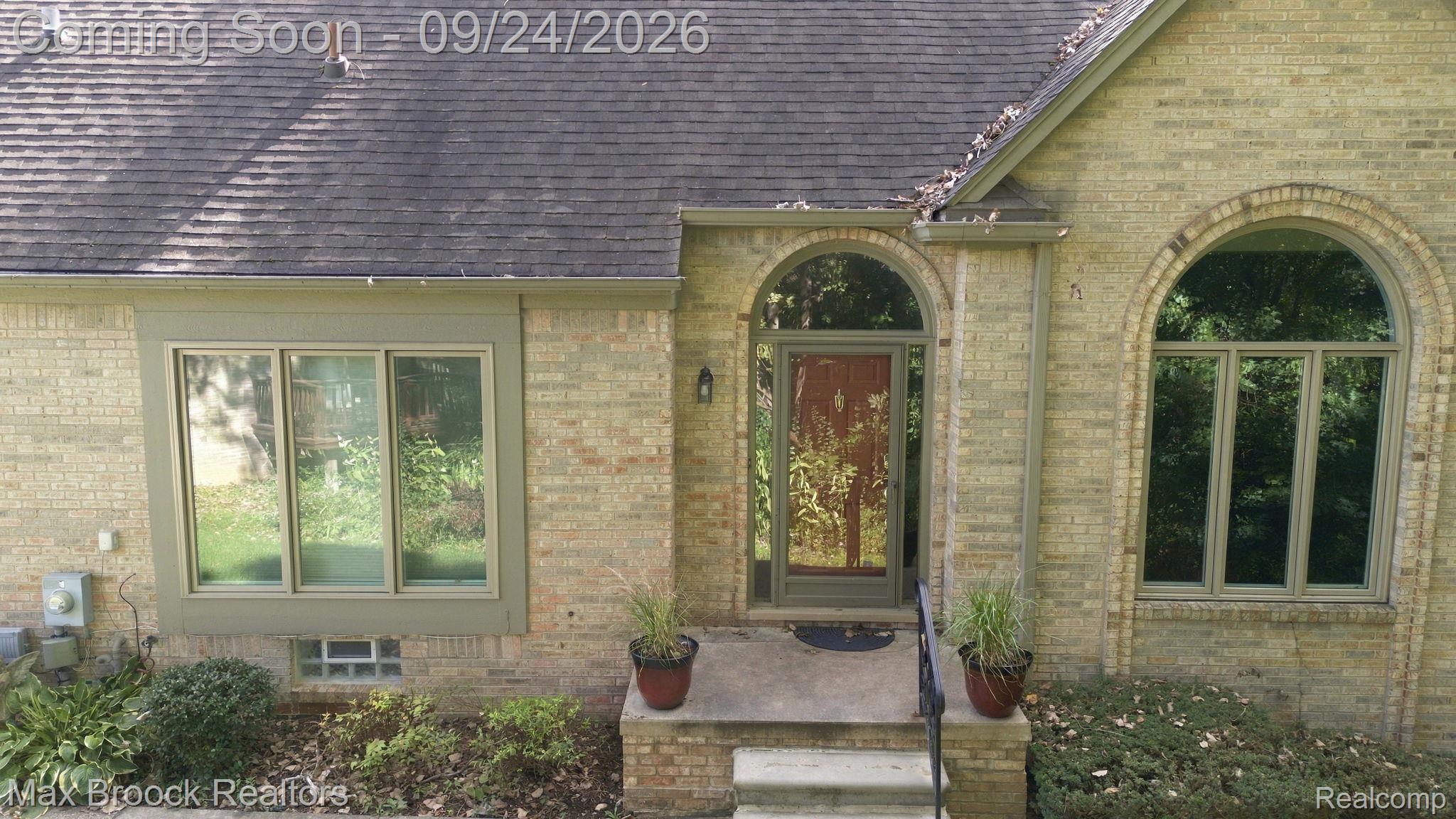 24585 Edgewood Drive