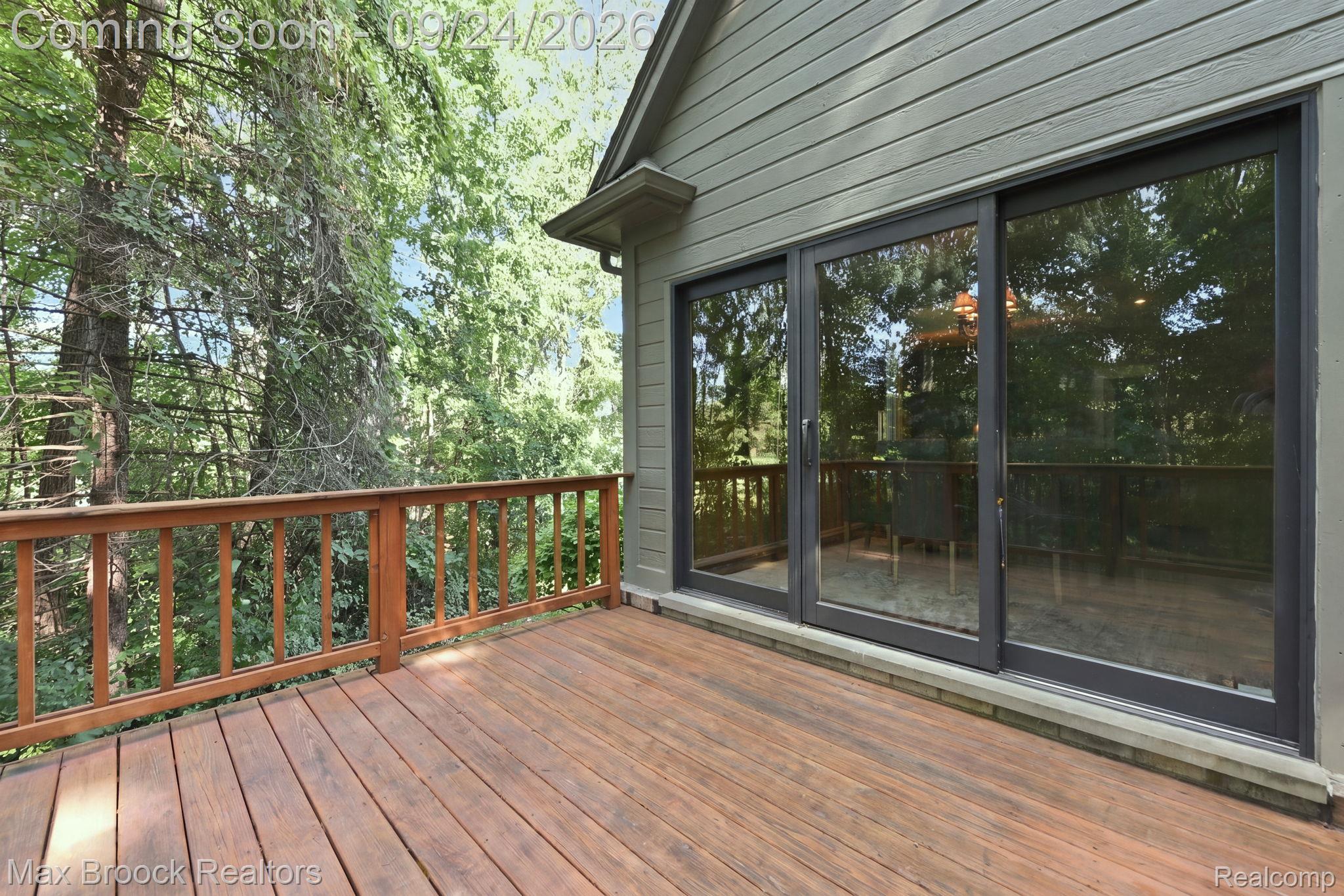 24585 Edgewood Drive