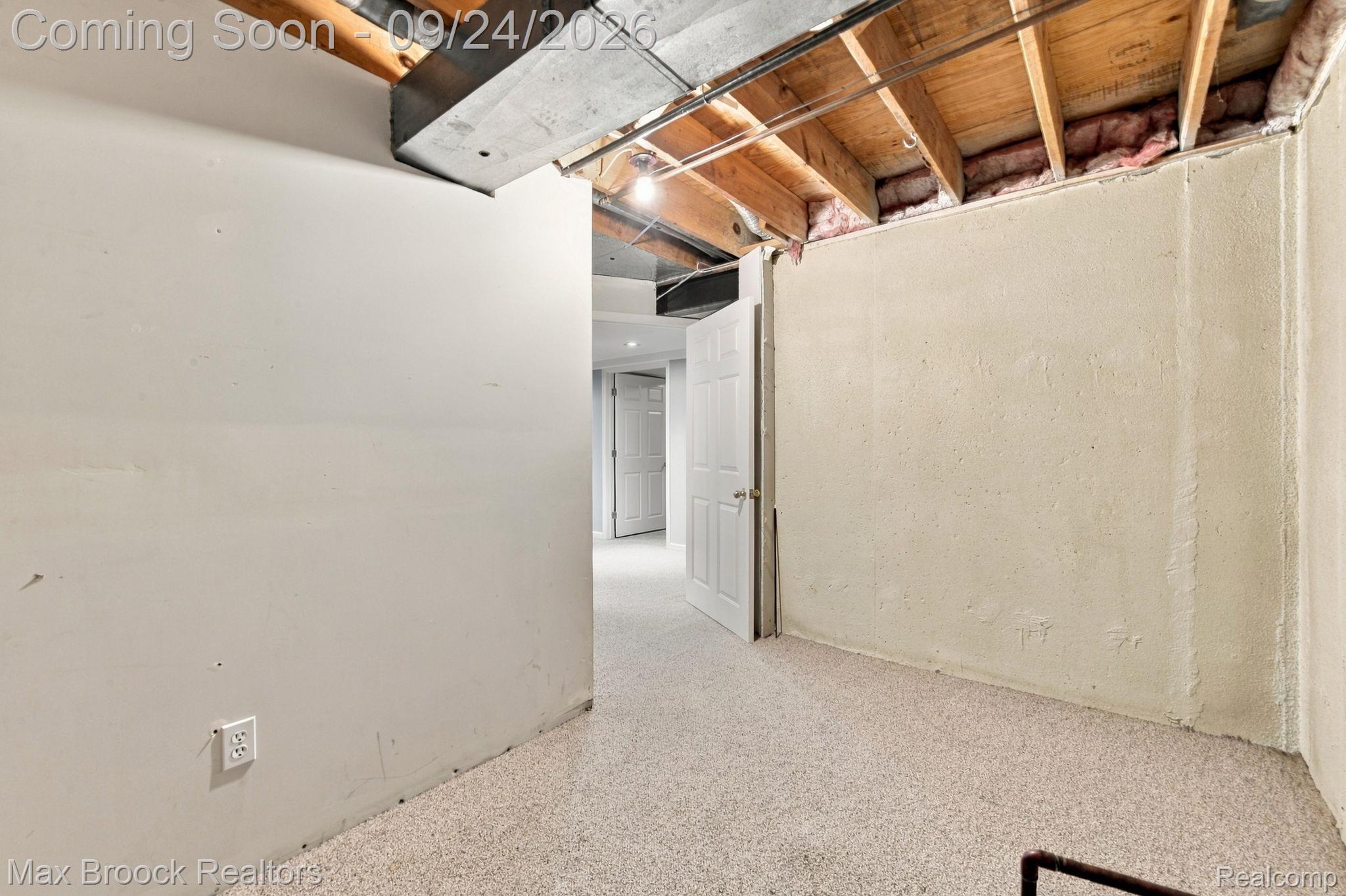 24585 Edgewood Drive